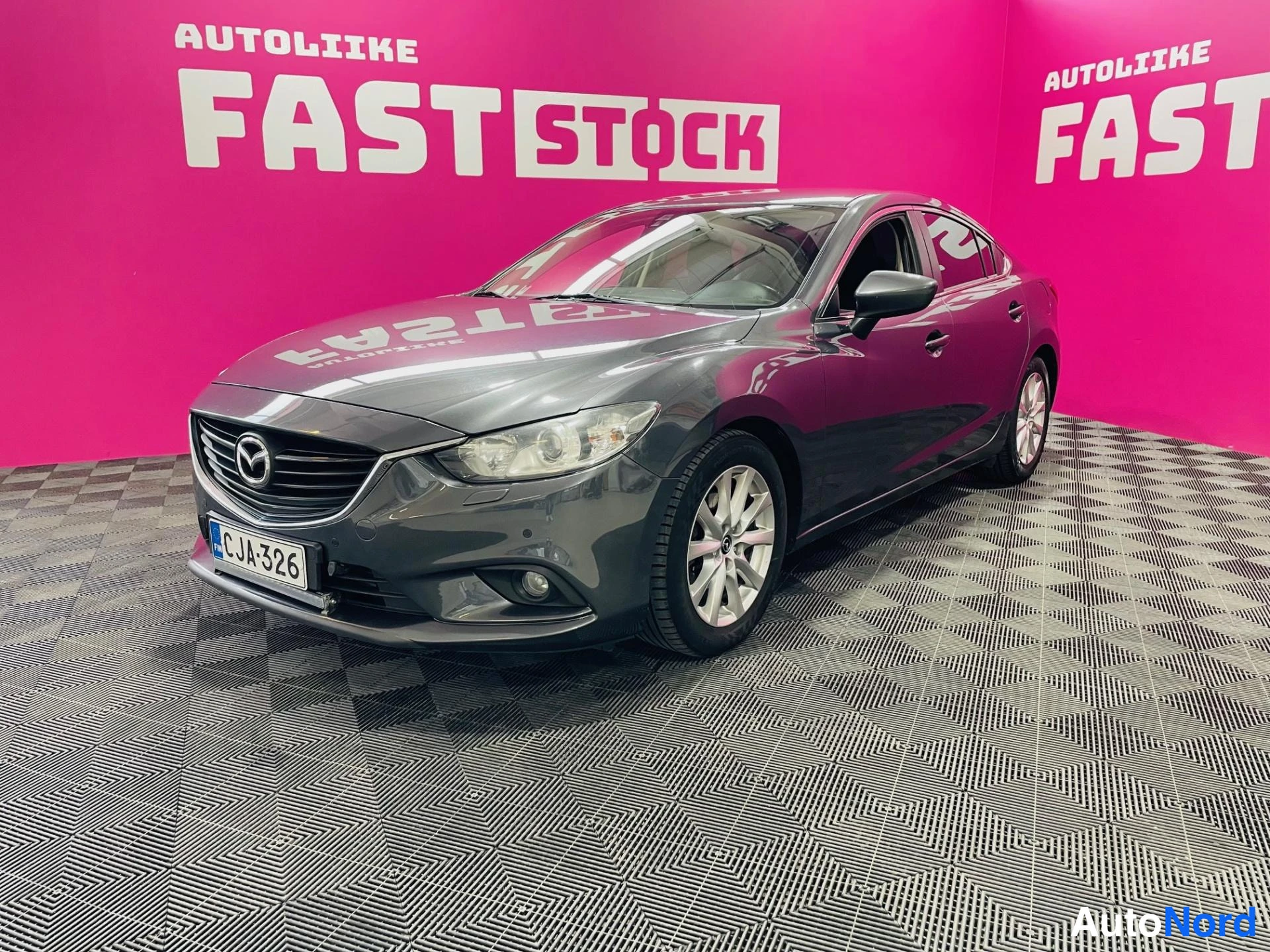 Mazda 6 SKYACTIV-D Premium Plus 2014