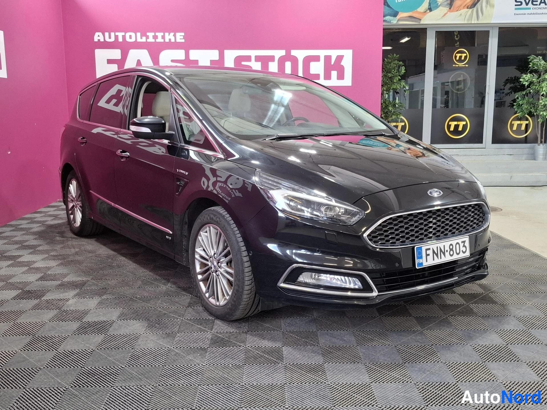Musta Ford S-MAX 2018, etuviisto, keula oikealle, kuva 2