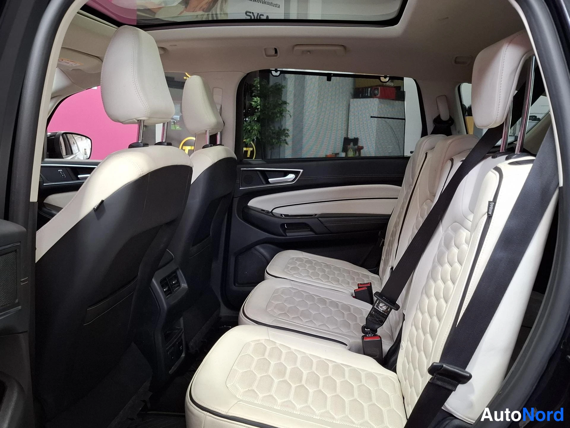Musta Ford S-MAX 2018, takaistuimet, kuva 13