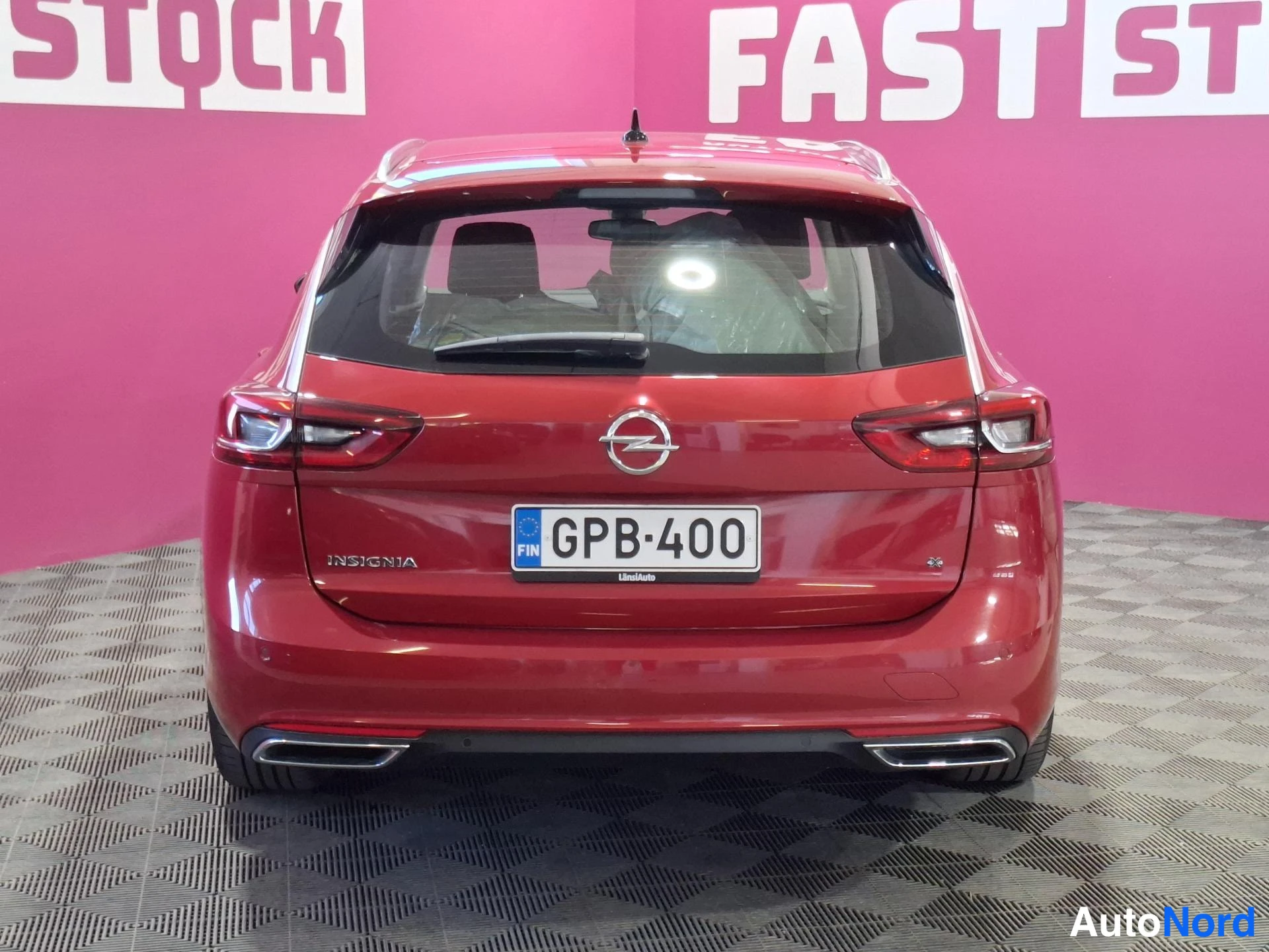 Punainen Opel Insignia Sports Tourer 2022, takaa, kuva 6