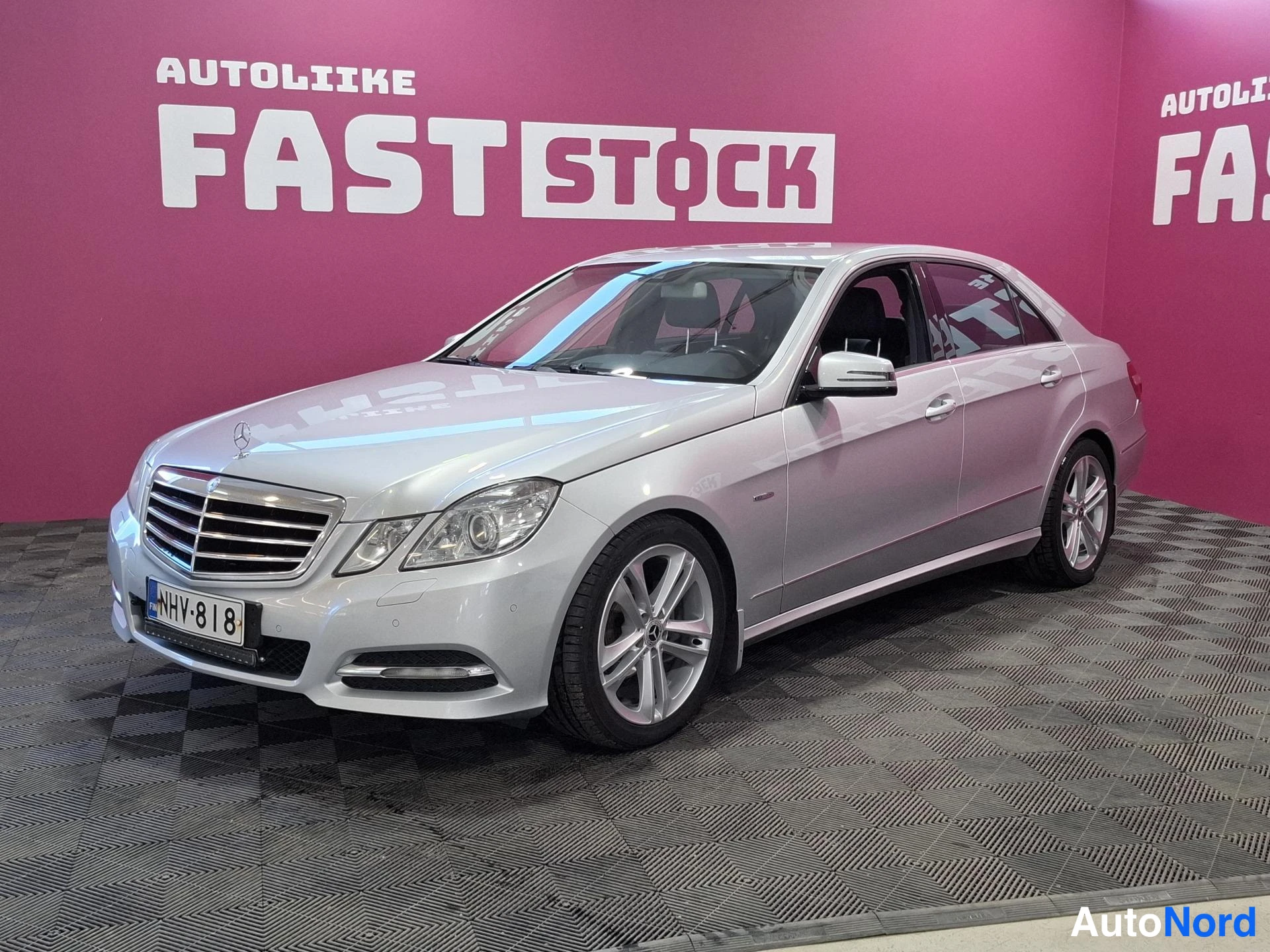 Mercedes-Benz E 200 CDI Avantgarde 2011