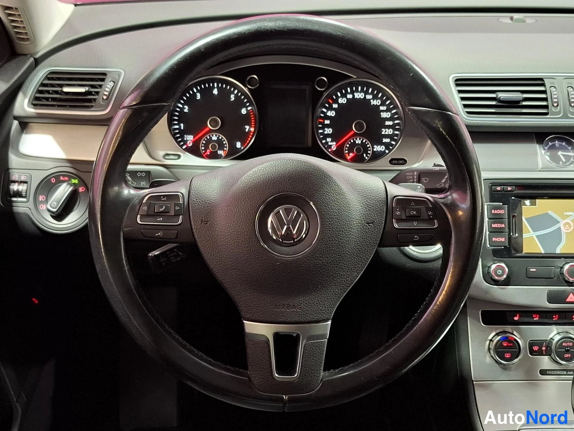 Grey Volkswagen Passat Variant 2012, cockpit, photo 10