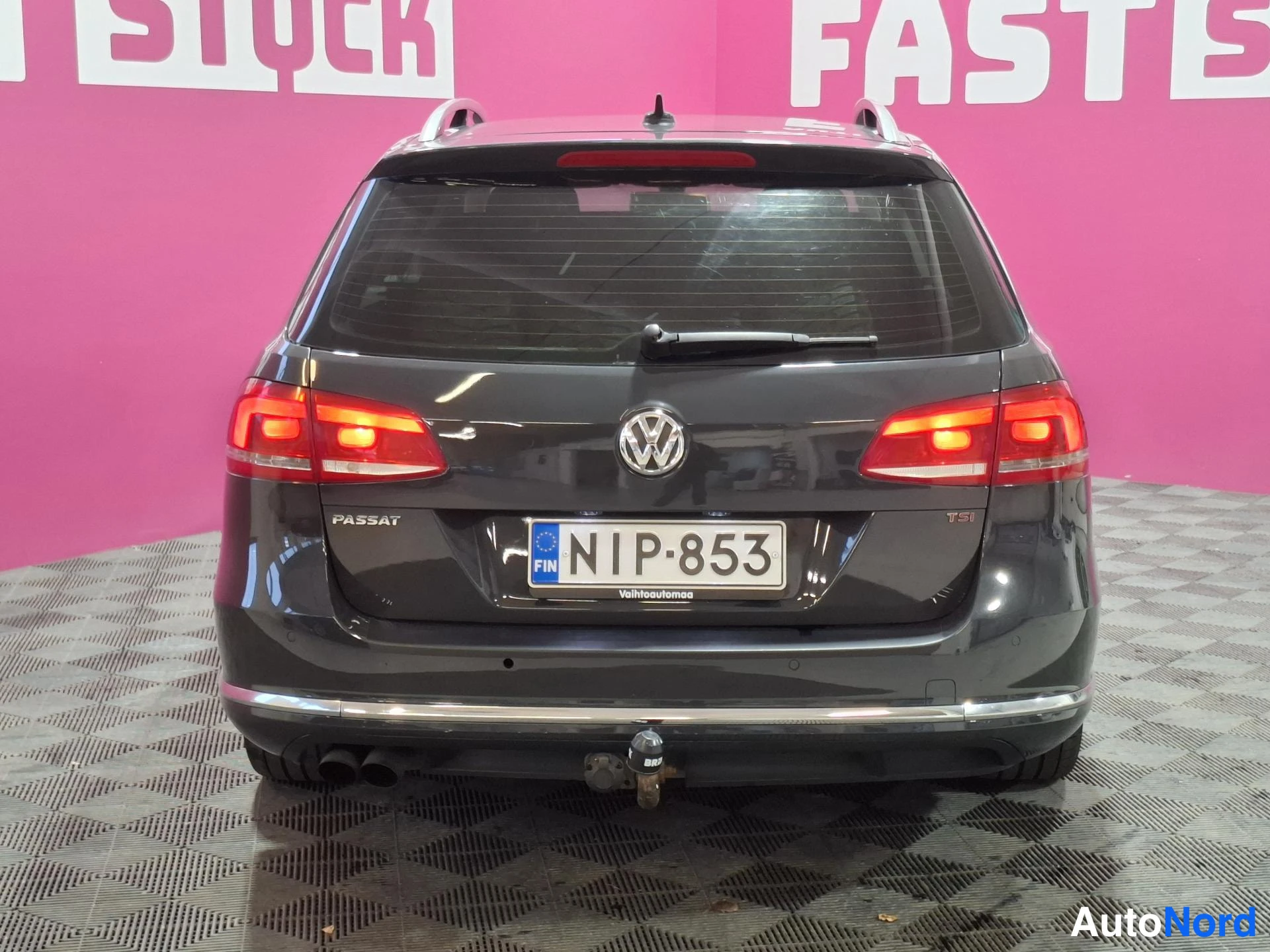 Grey Volkswagen Passat Variant 2012, rear, photo 6