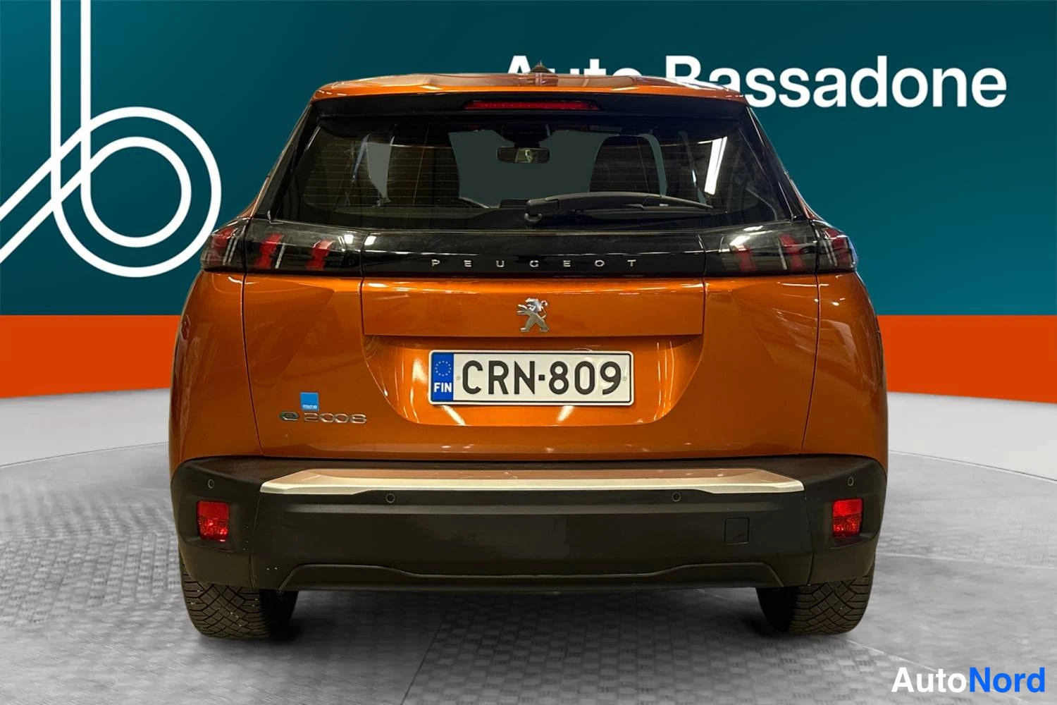 Oranssi Peugeot E-2008 2023, takaa, kuva 7