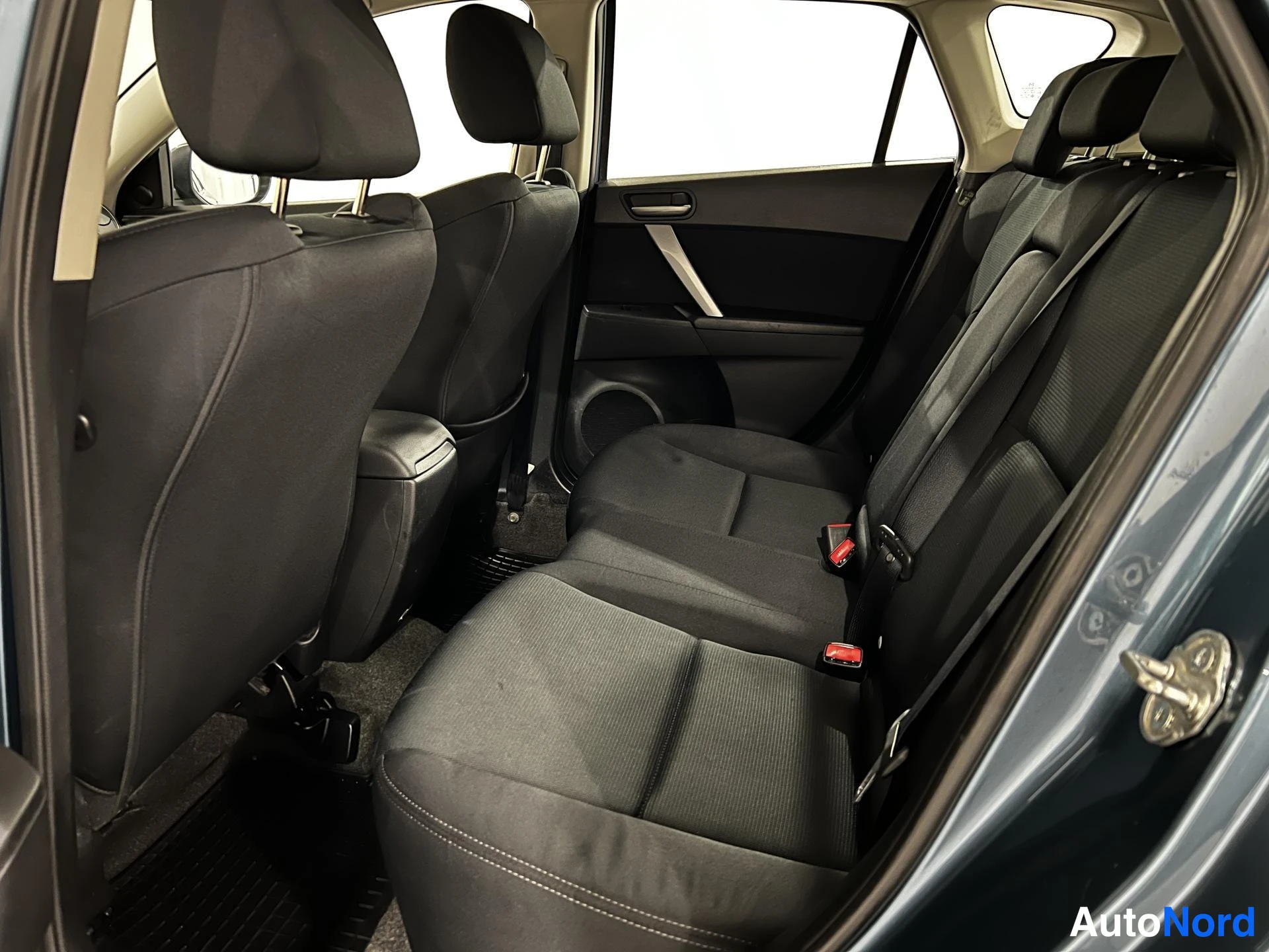 Sininen Mazda 3 2012, kuva 15