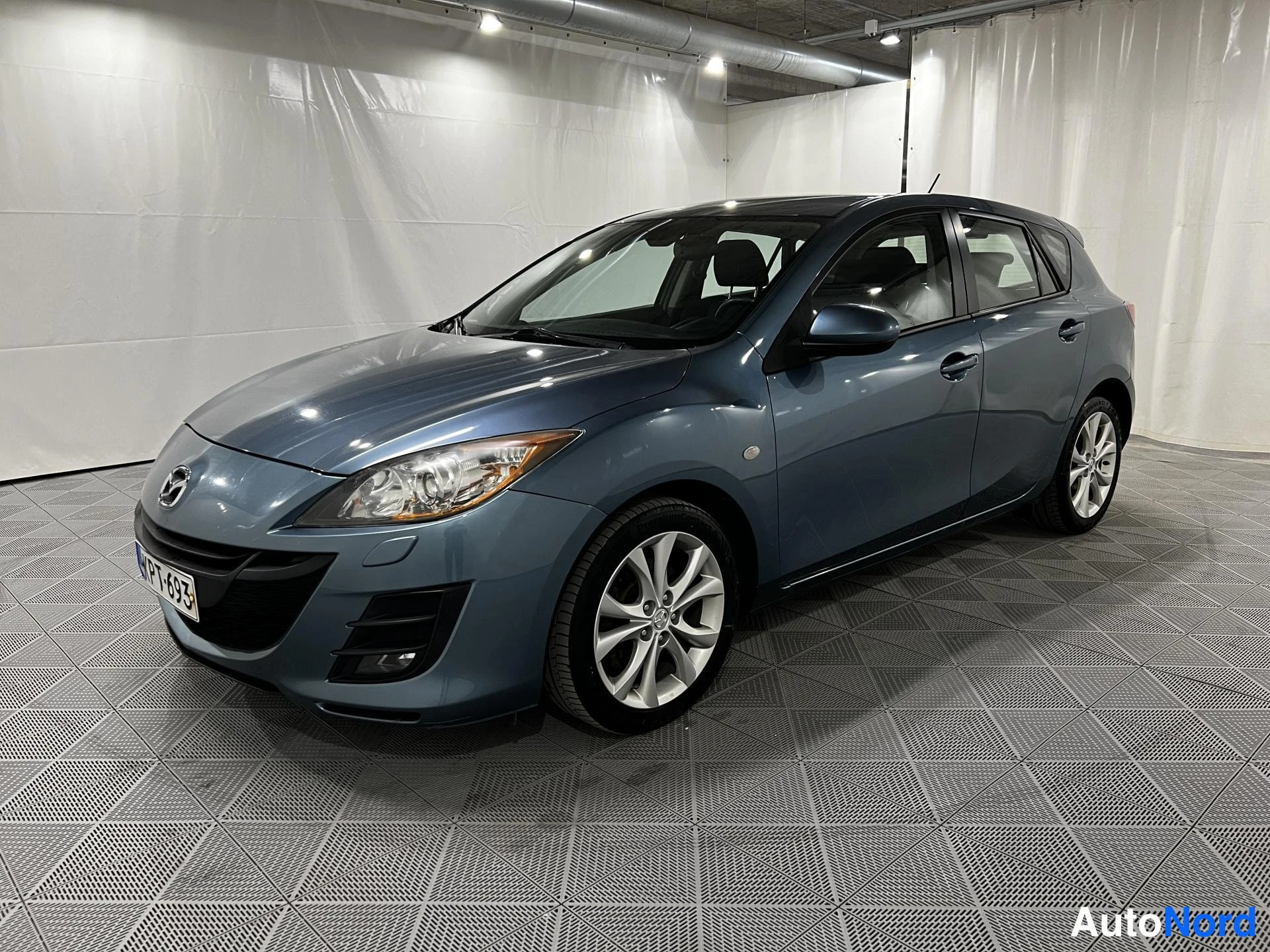 Mazda 3 2,0 Touring 5AT 2012
