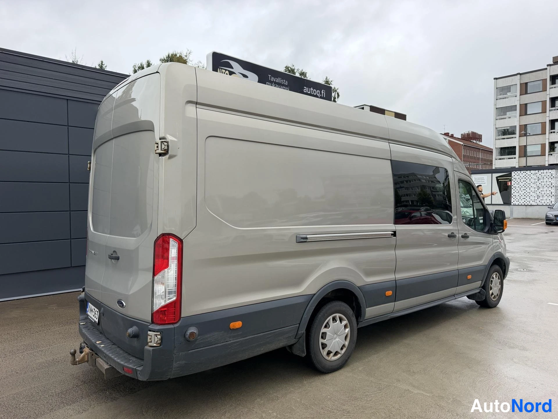 Harmaa Ford Transit 2016, takaviisto, kuva 4