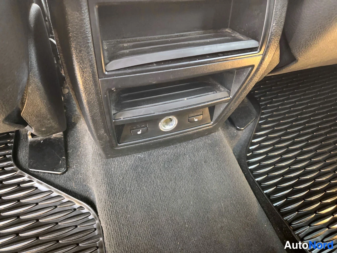 Musta BMW X5 xDrive30d 2016, yksityiskohta, kuva 14