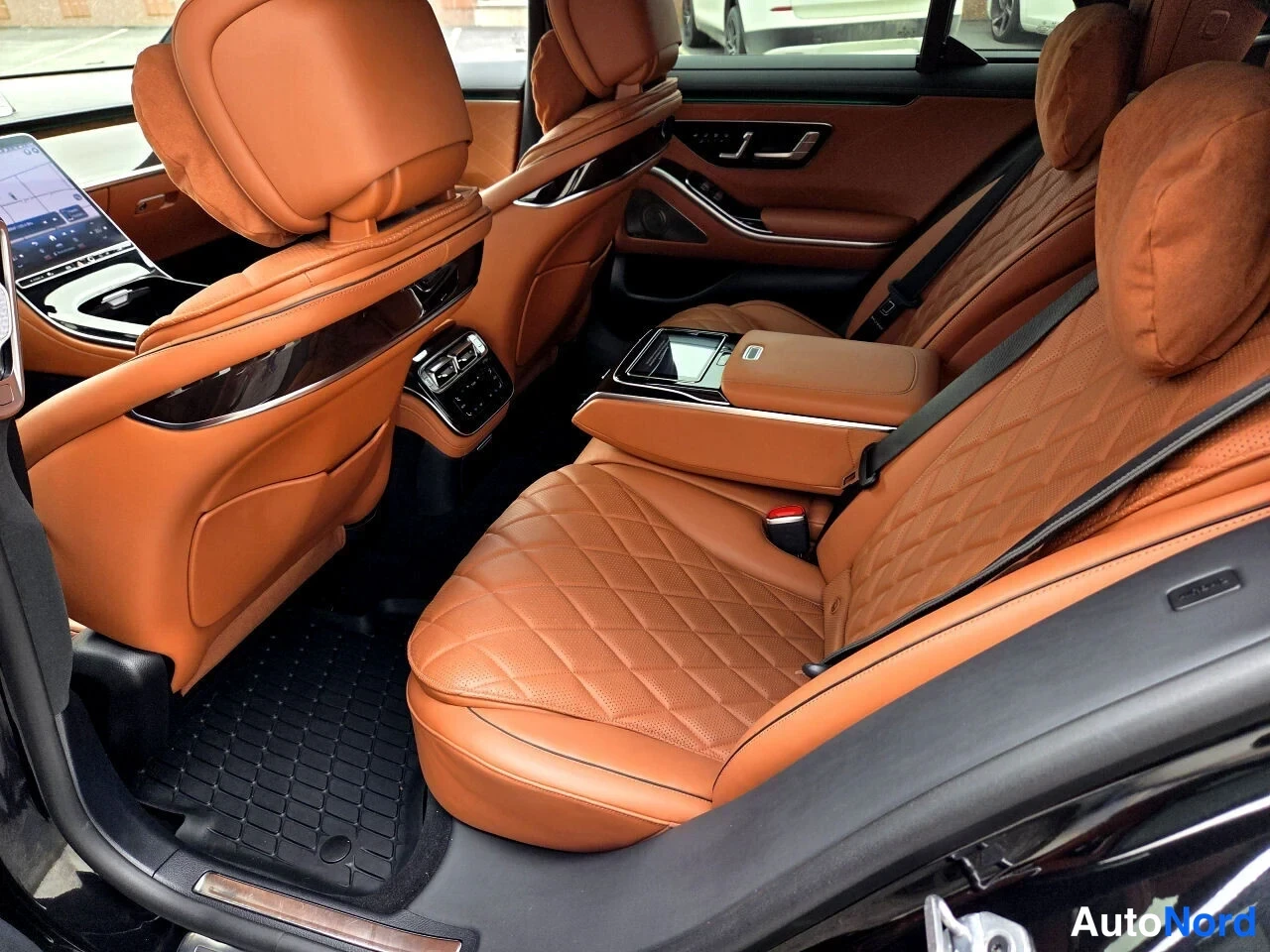 Musta Mercedes-Benz S 350 d 4MATIC 2021, takaistuimet, kuva 11