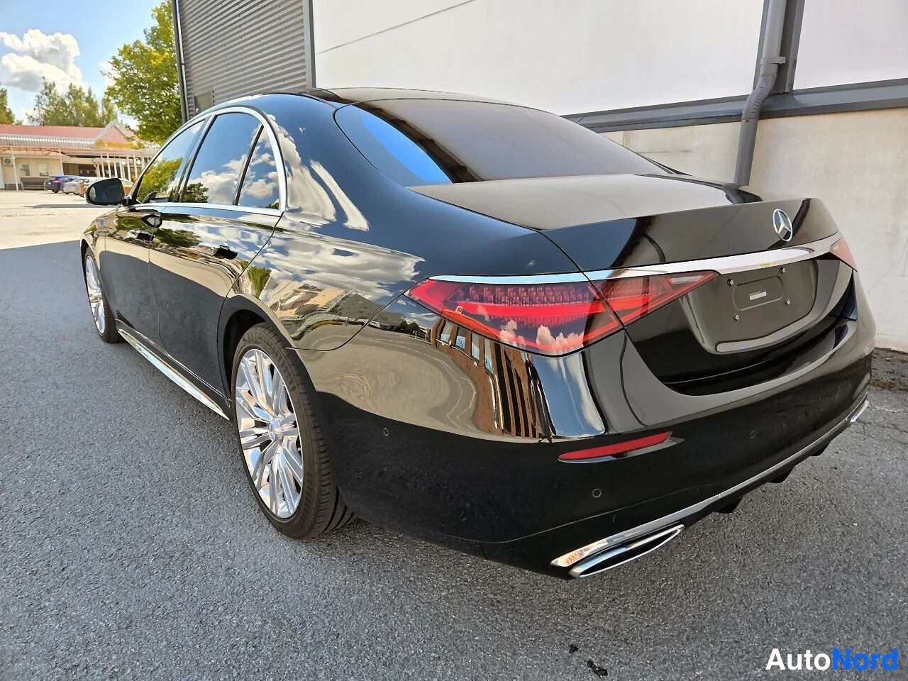 Musta Mercedes-Benz S 350 d 4MATIC 2021, takaviisto, kuva 7