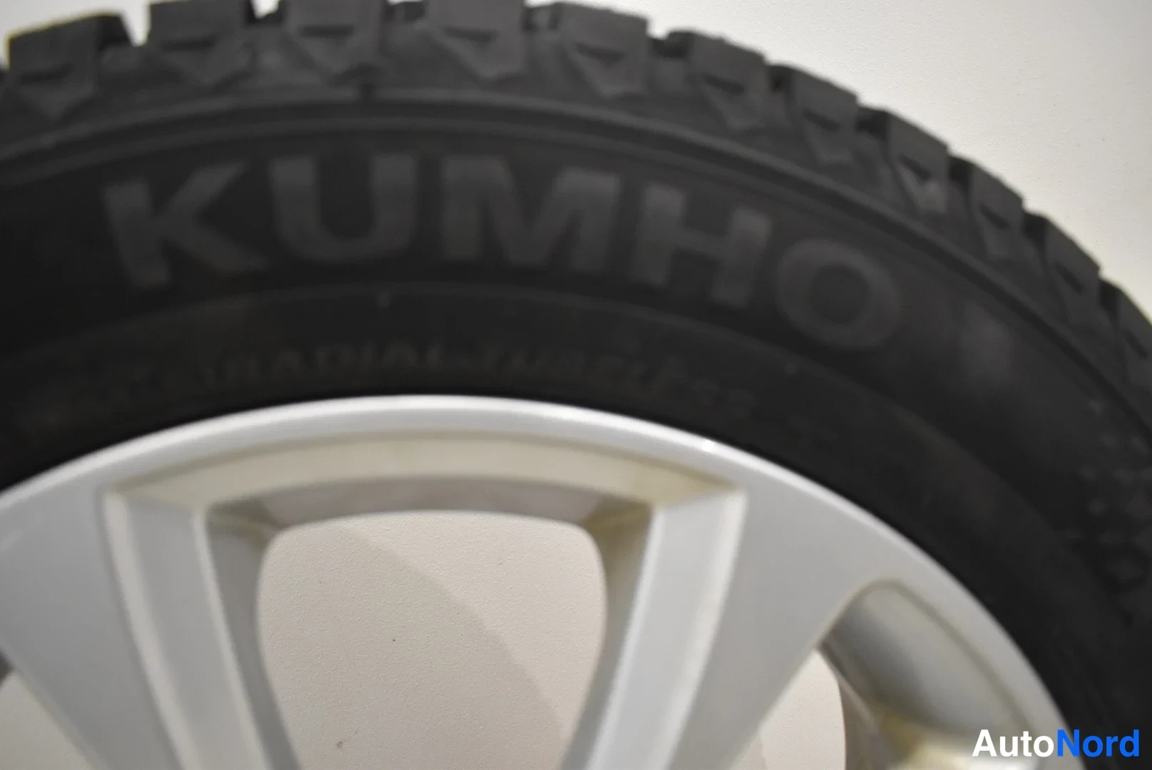Harmaa Toyota Yaris 2020, yksityiskohta, kuva 26