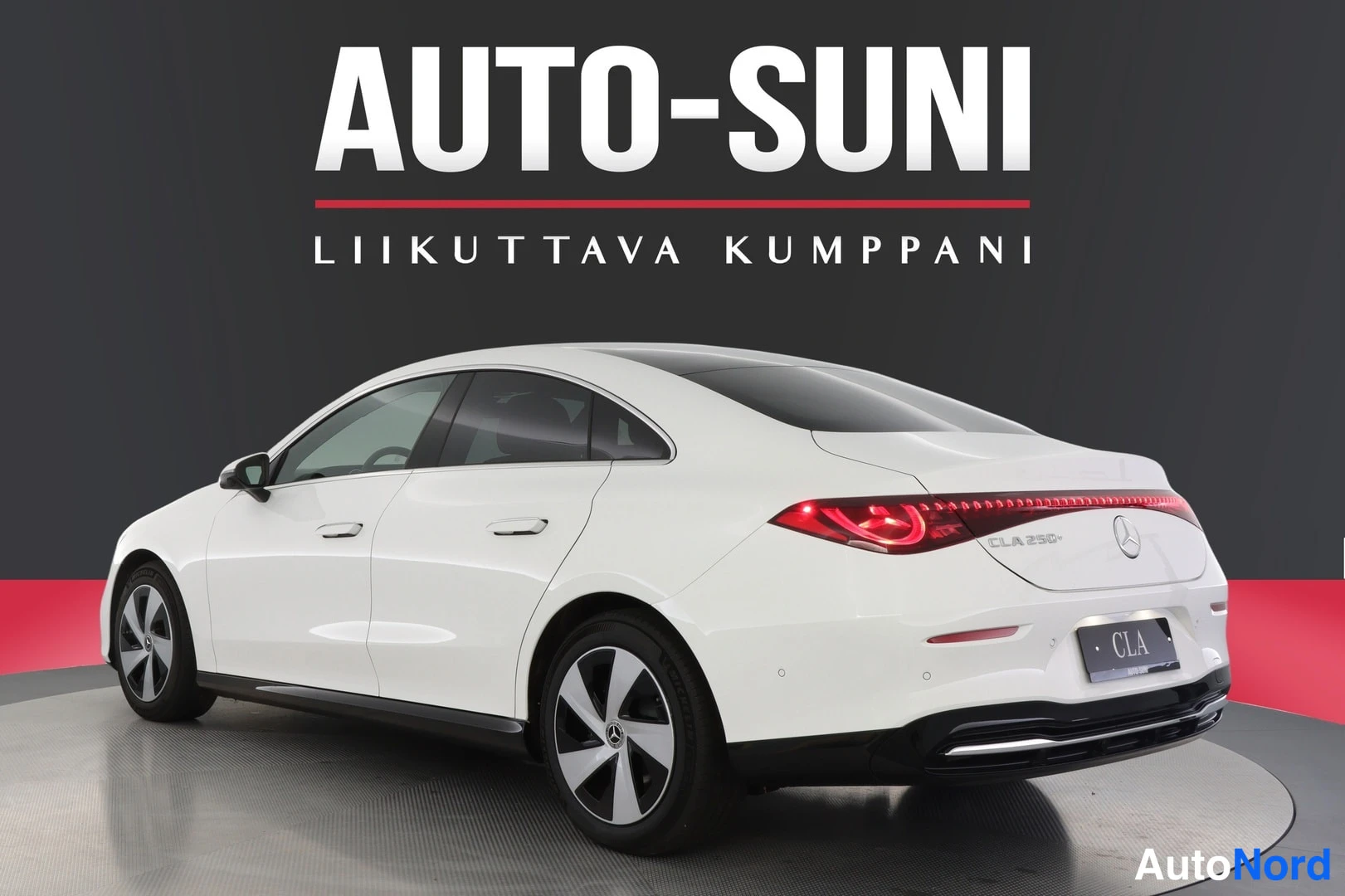 Valkoinen Mercedes-Benz CLA 2025, takaviisto, kuva 6