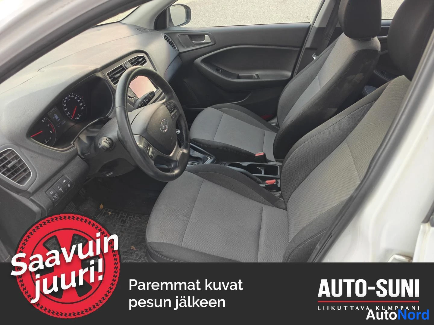 Valkoinen Hyundai i20 2020, etuistuimet, kuva 3