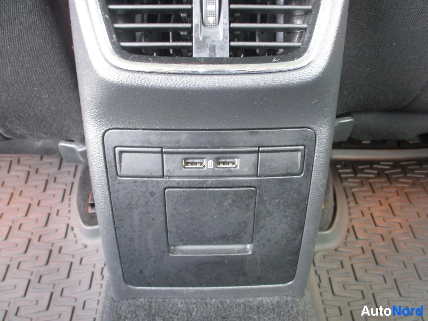Hopea Skoda Octavia 2020, yksityiskohta, kuva 23