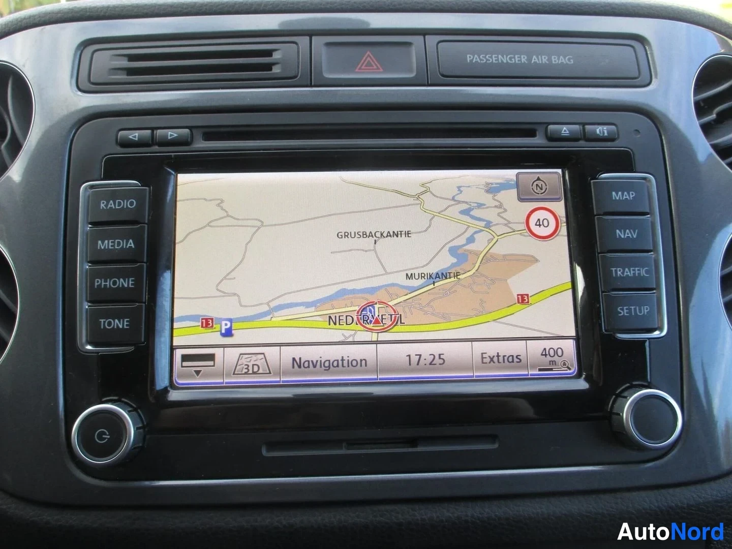 Musta Volkswagen Tiguan 2013, yksityiskohta, kuva 20