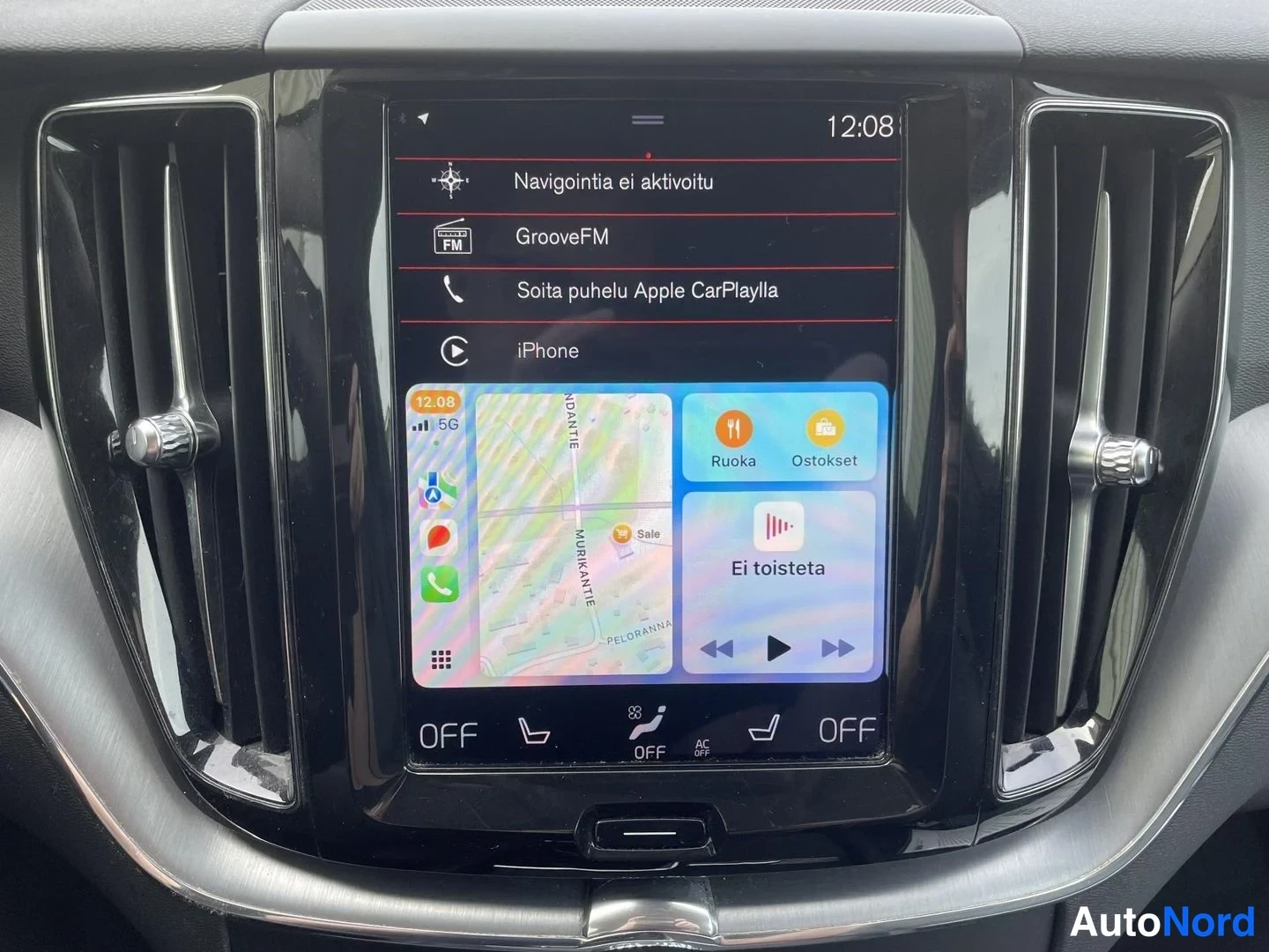 Musta Volvo XC60 2019, yksityiskohta, kuva 18