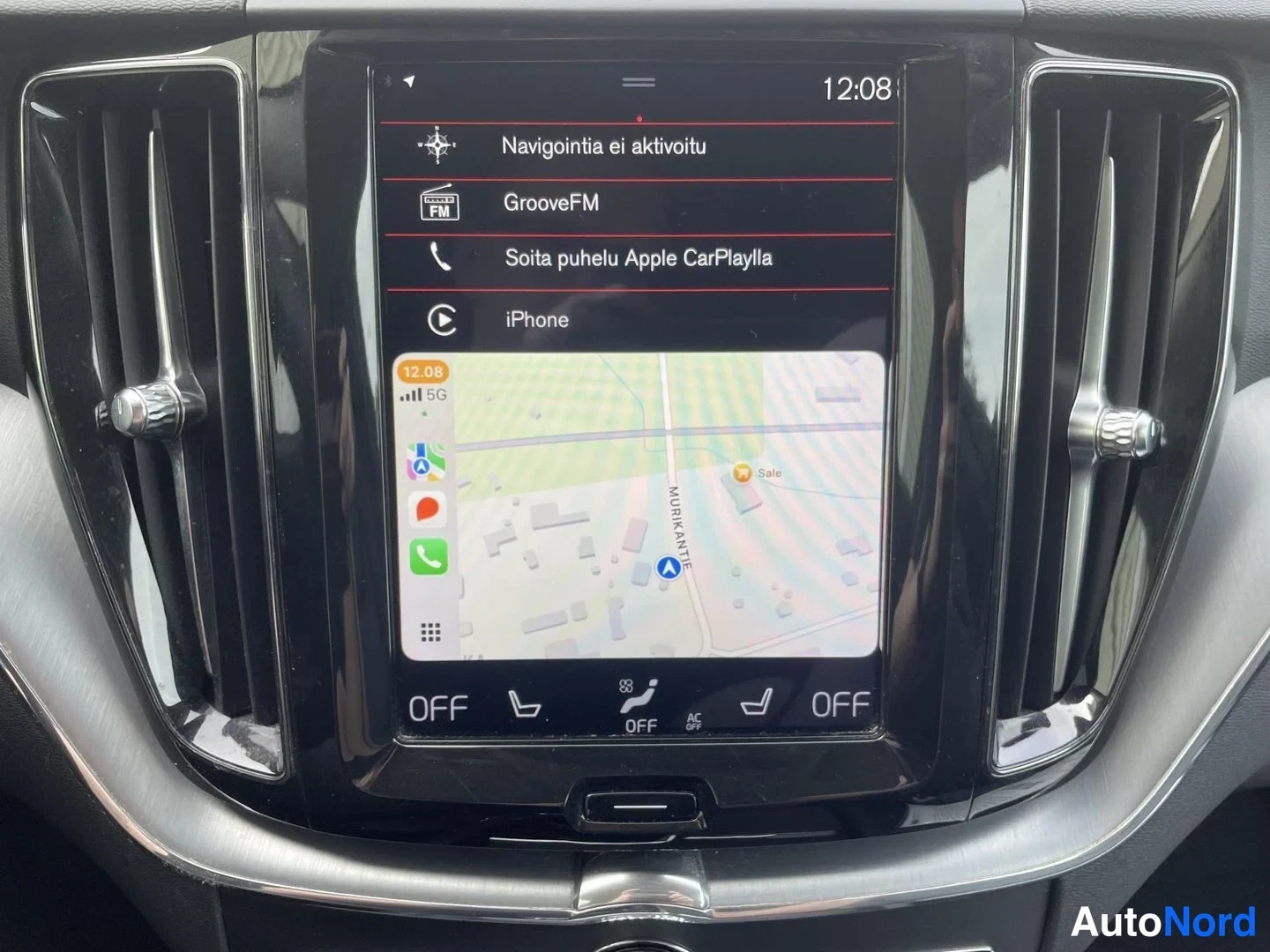 Musta Volvo XC60 2019, yksityiskohta, kuva 20