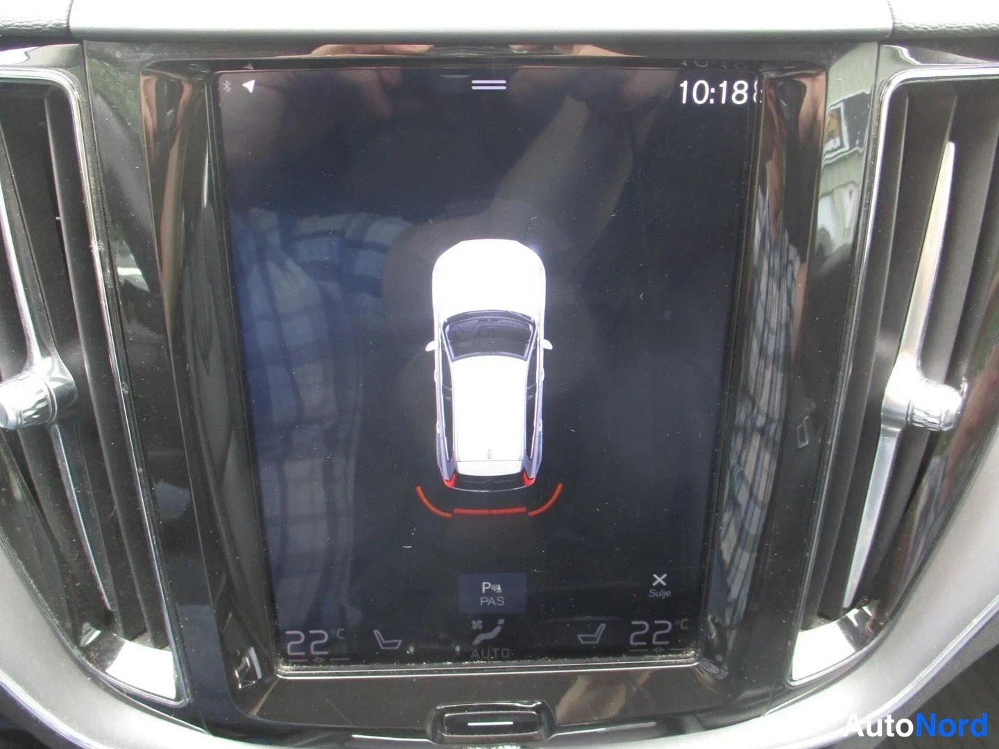 Musta Volvo XC60 2019, kuva 25