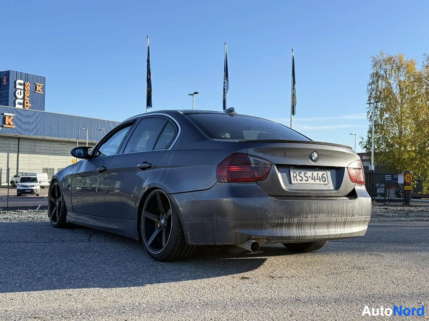 Harmaa BMW 325d 2008, kuva 10