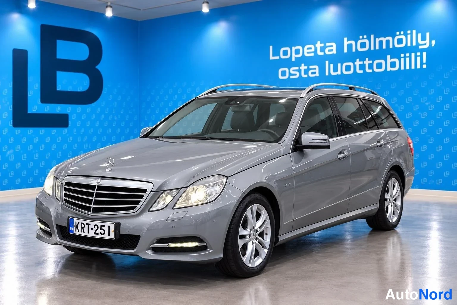 Mercedes-Benz E 250 CDI 4MATIC Premium Business 2012
