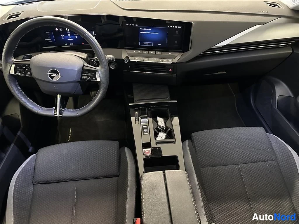 Hopea Opel Astra Sports Tourer 2024, ohjaamo, kuva 6