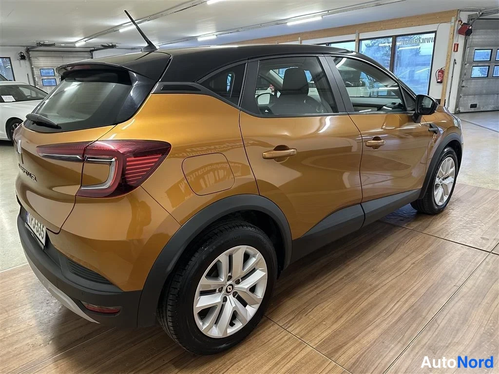 Oranssi Renault Captur 2022, takaviisto, kuva 3