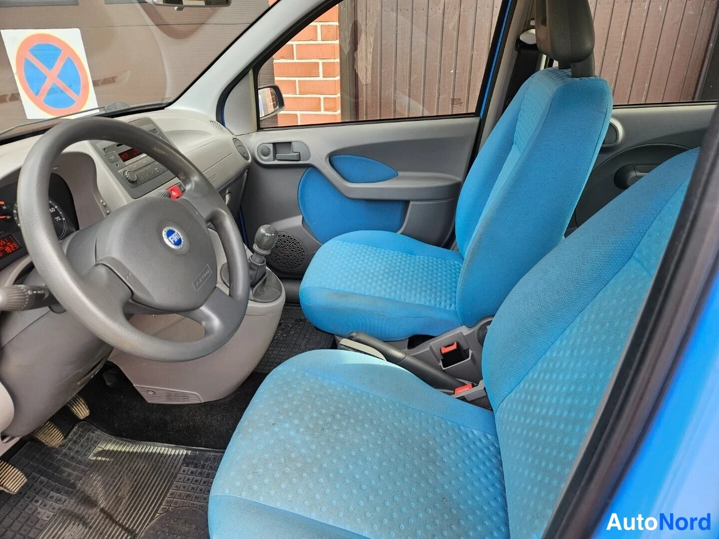 Blå Fiat Panda 2005, framsäten, bild 10