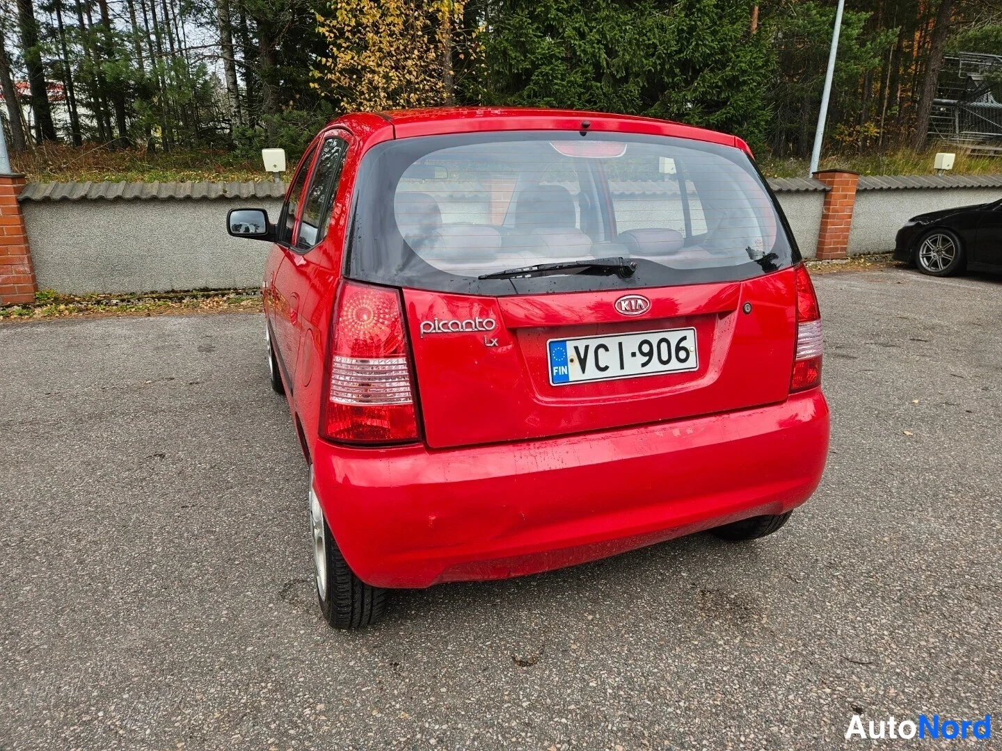 Röd Kia Picanto 2005, snett bakifrån, bild 6