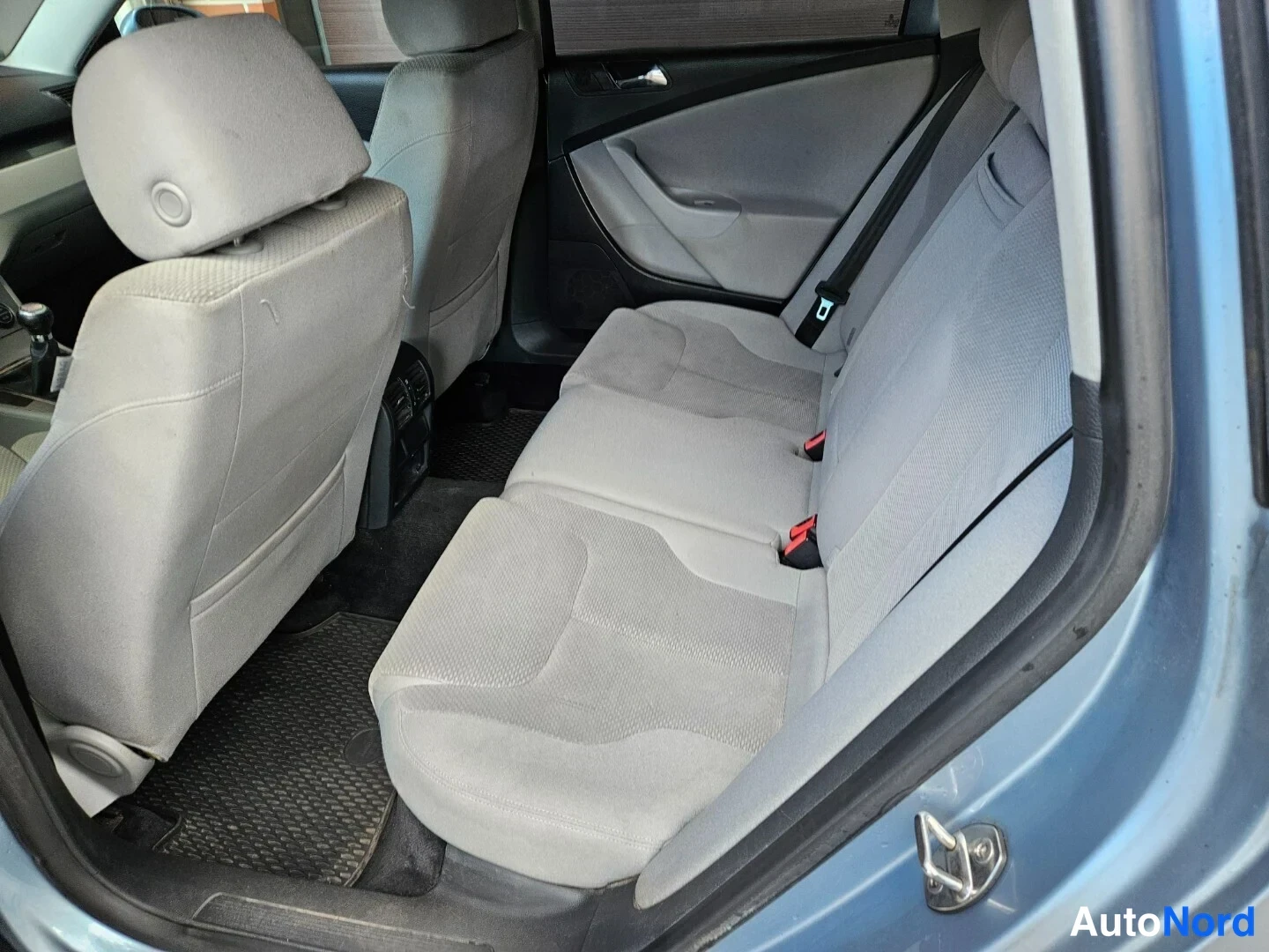 Hopea Volkswagen Passat Variant 2006, takaistuimet, kuva 12