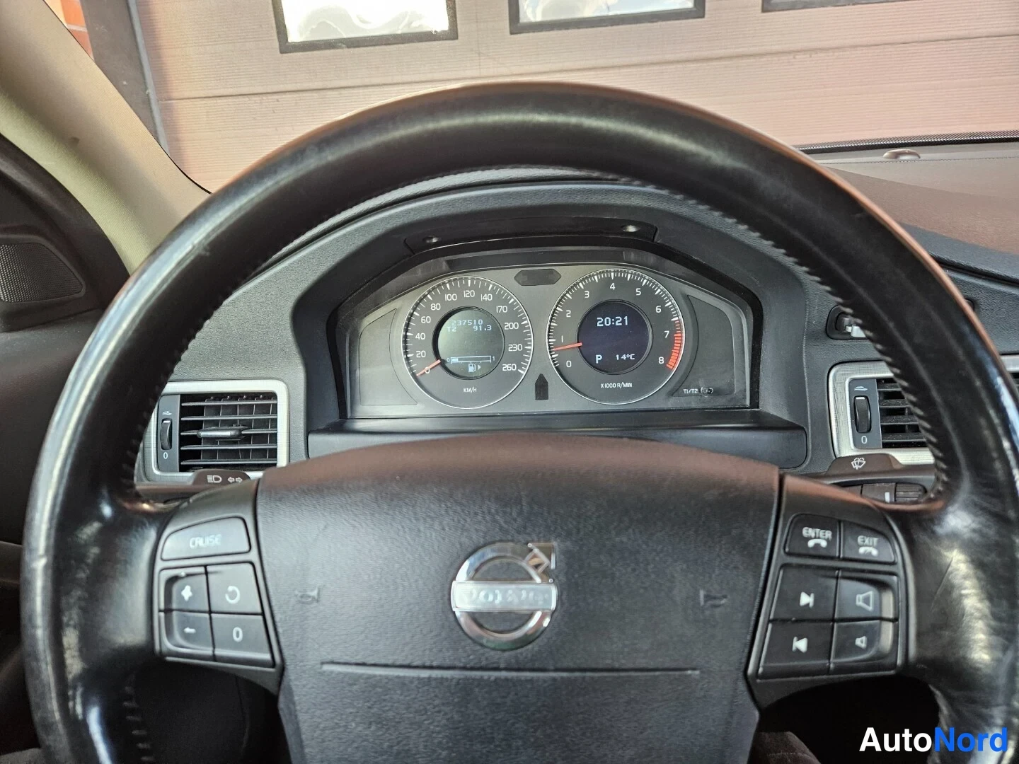 Harmaa Volvo S80 2007, yksityiskohta, kuva 14
