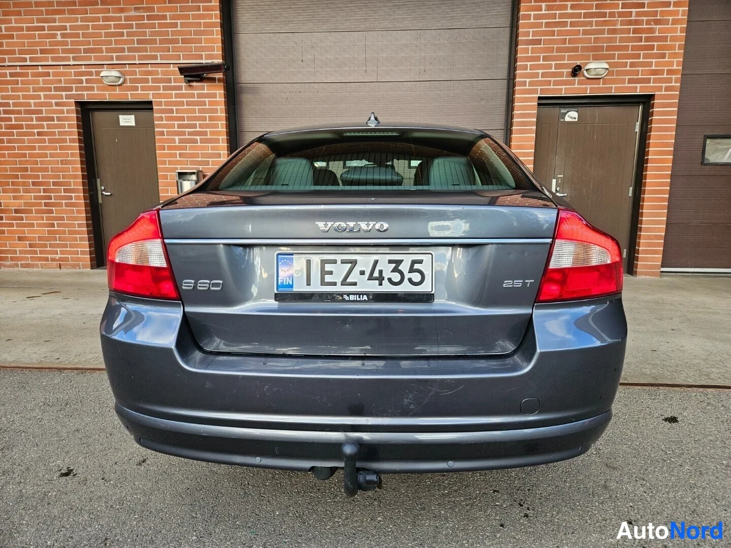 Harmaa Volvo S80 2007, takaa, kuva 8