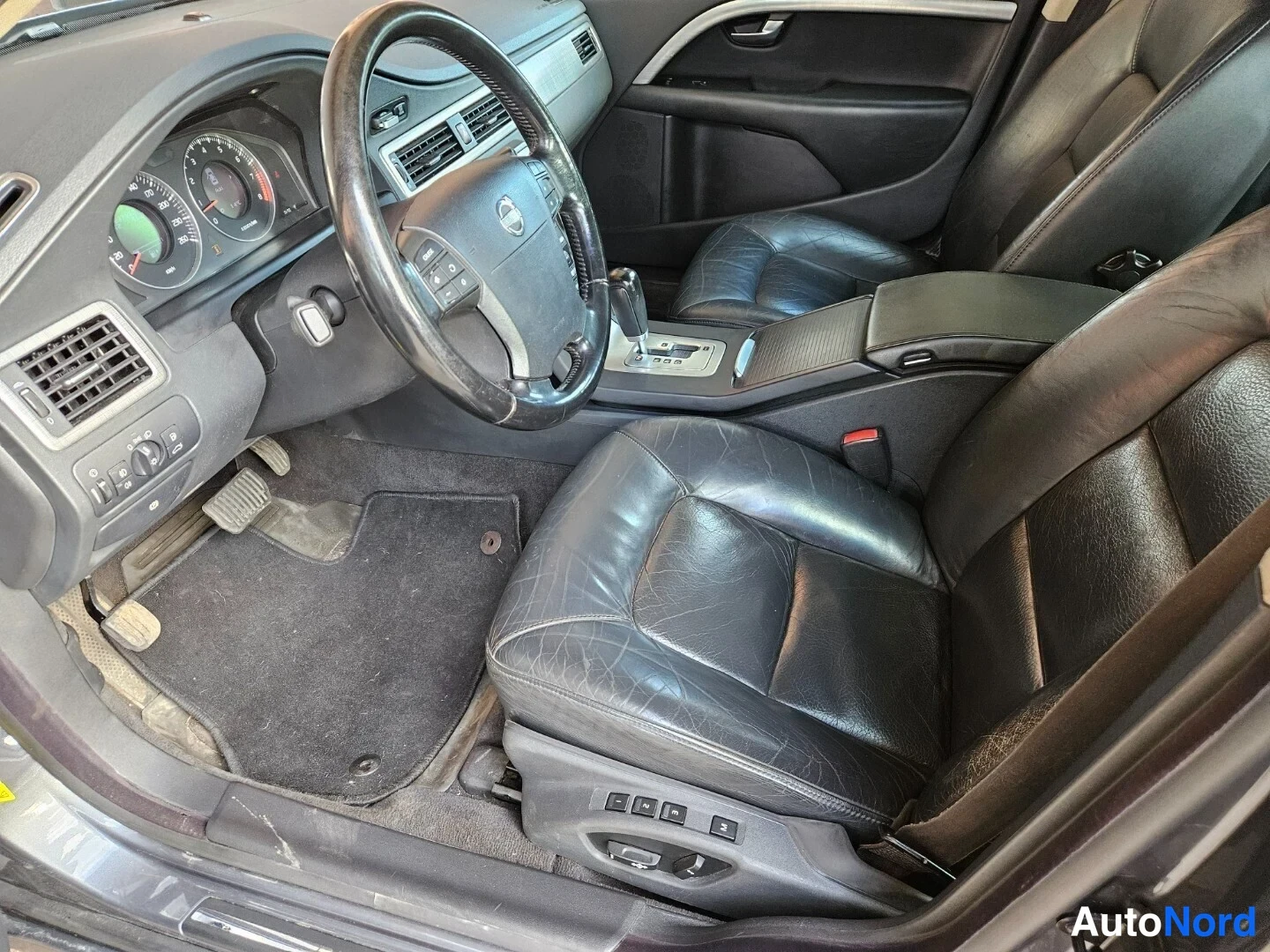 Harmaa Volvo S80 2007, ohjaamo, kuva 11