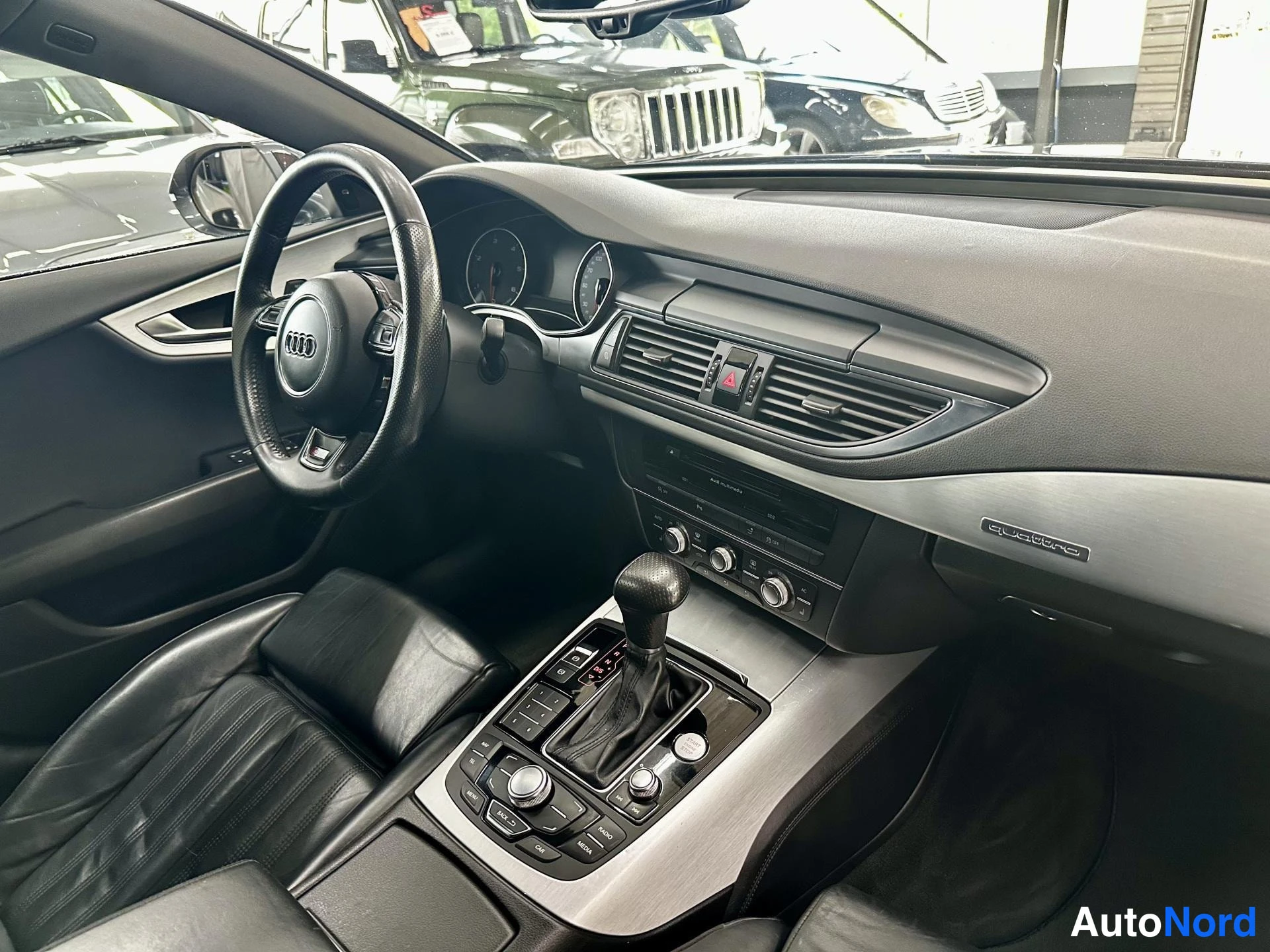 Harmaa Audi A7 2012, kuva 10