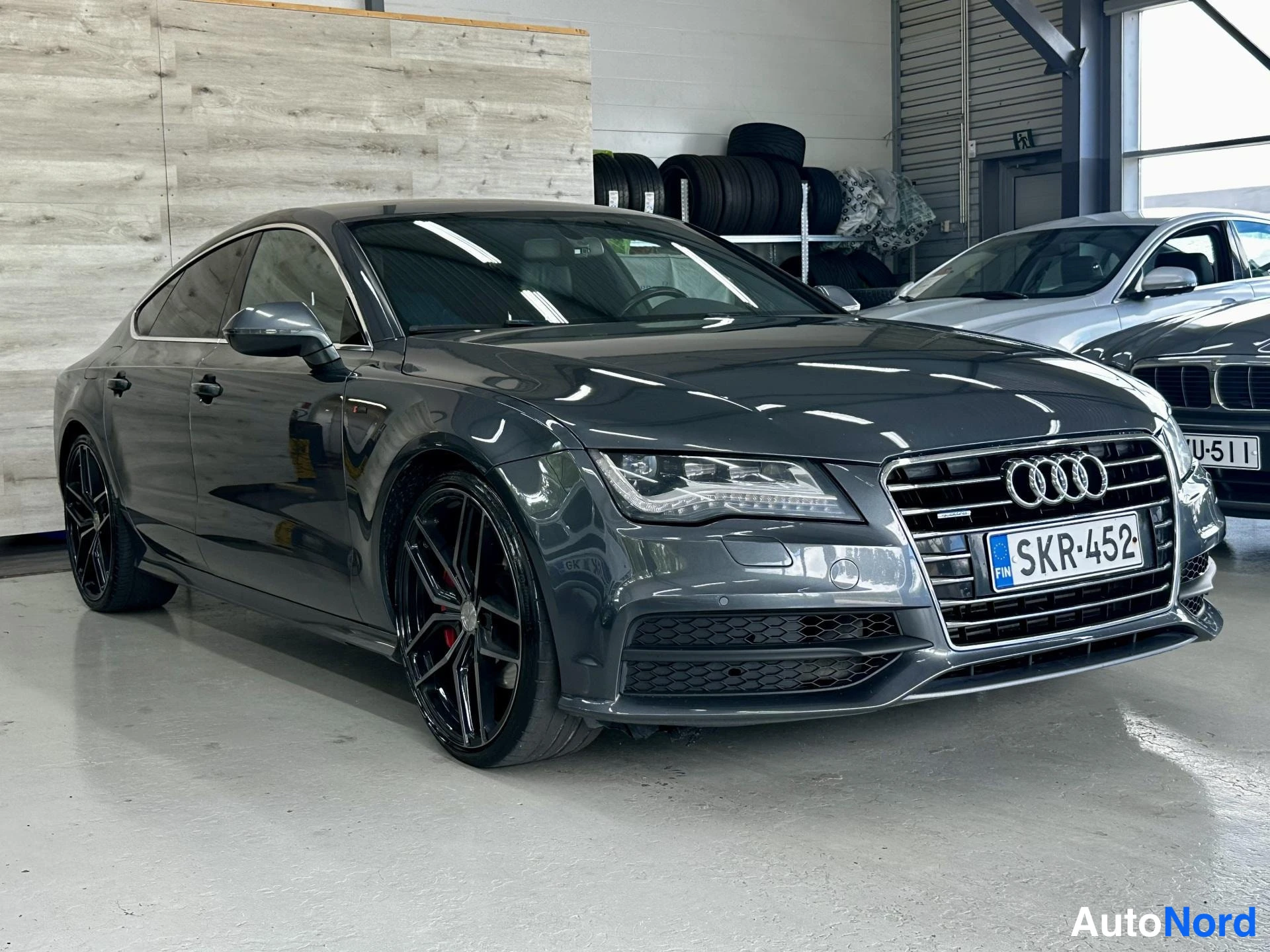 Harmaa Audi A7 2012, kuva 3