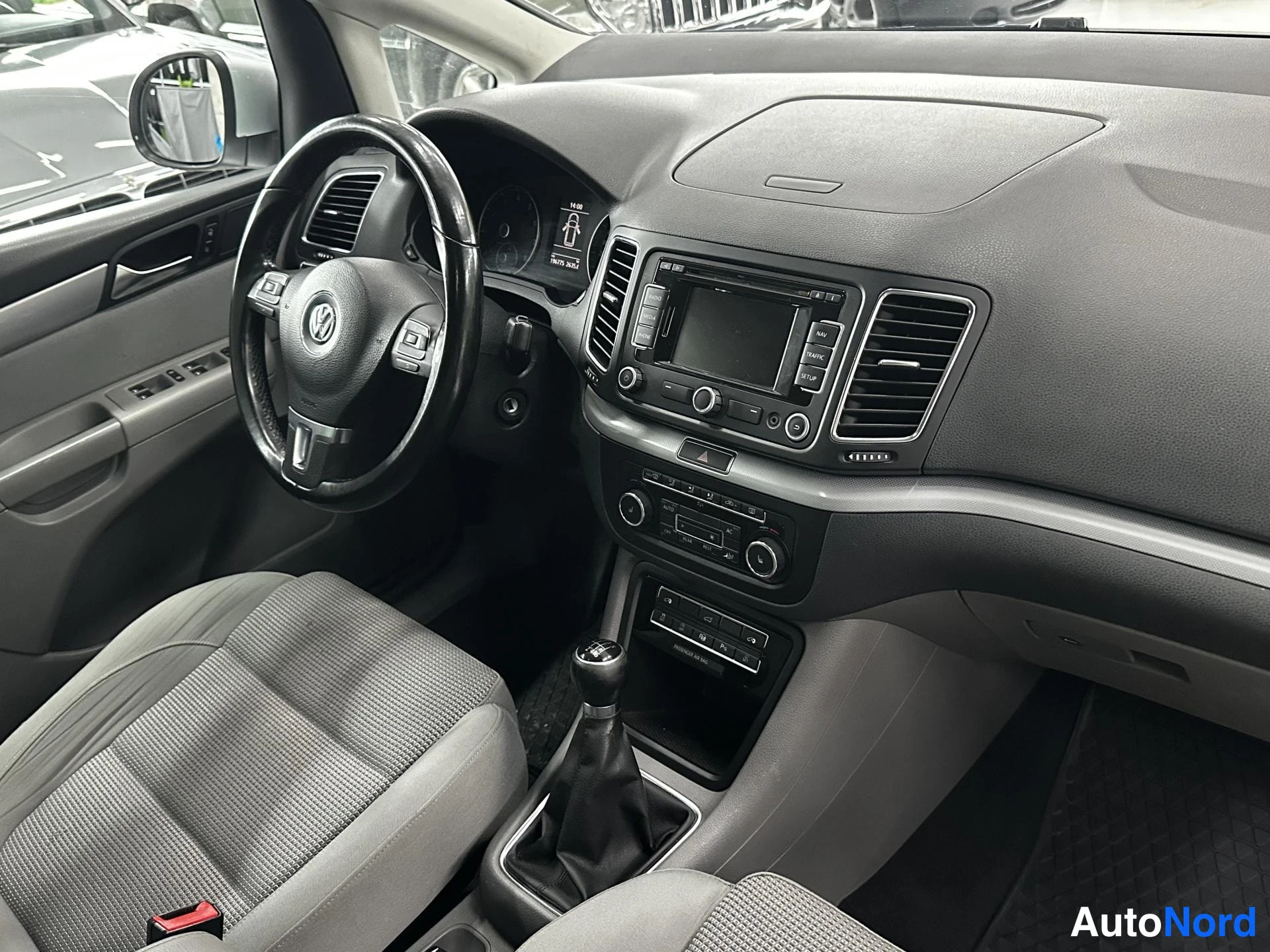 Hopea Volkswagen Sharan 2011, kuva 9