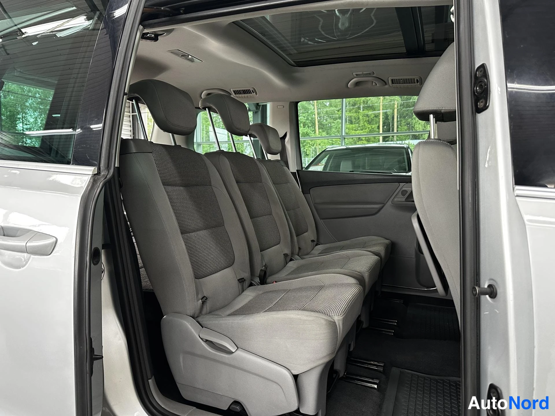 Hopea Volkswagen Sharan 2011, kuva 12