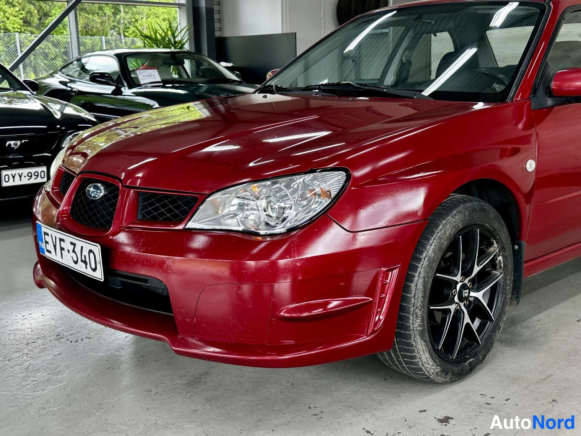 Punainen Subaru Impreza 2007, kuva 2
