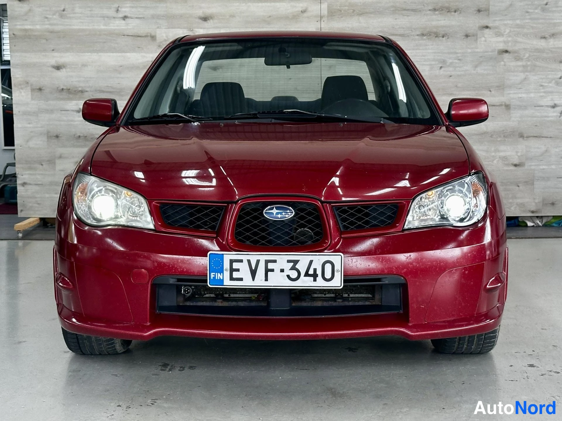 Punainen Subaru Impreza 2007, kuva 4
