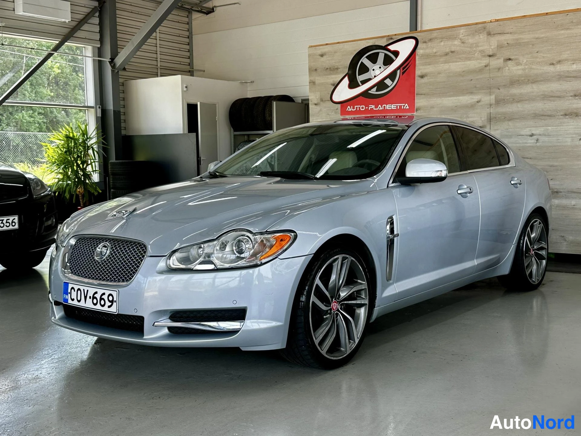 Jaguar XF 4,2 V8 Premium Luxury A 2008