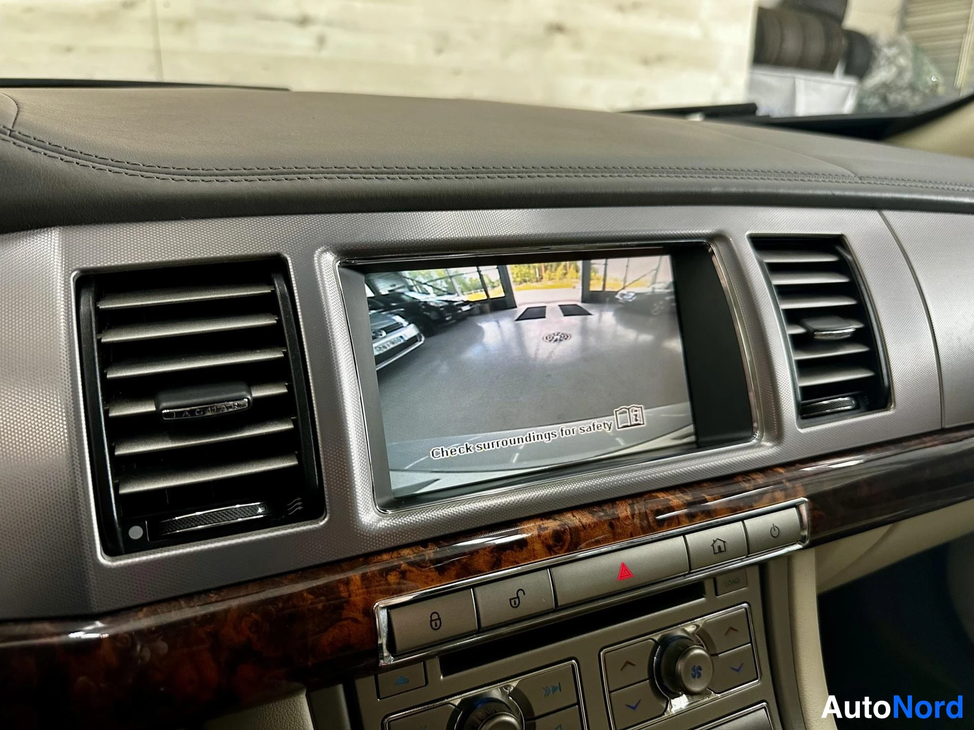 Hopea Jaguar XF 2008, kuva 11