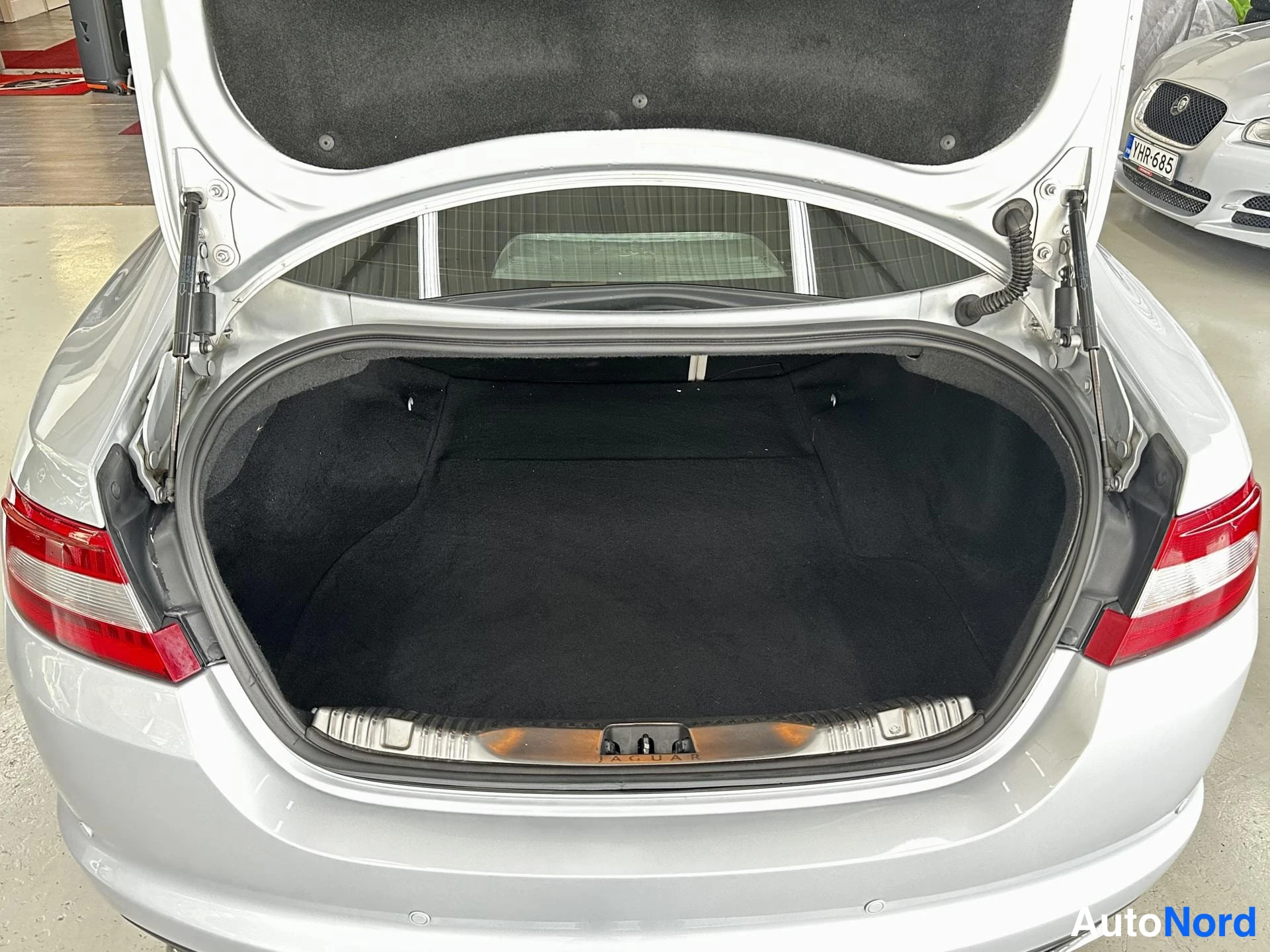 Hopea Jaguar XF 2008, kuva 17