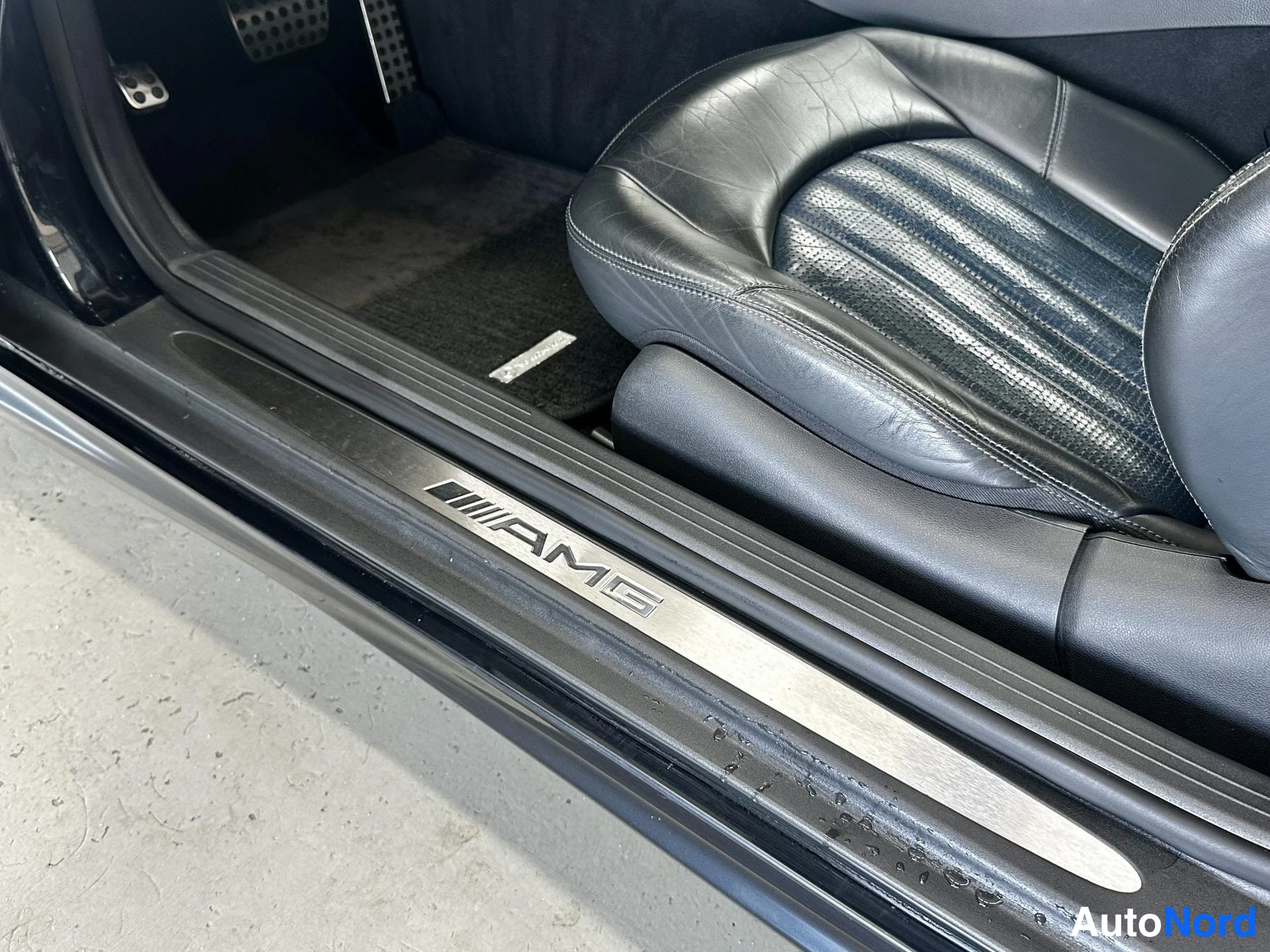 Musta Mercedes-Benz CLK 55 2004, kuva 22