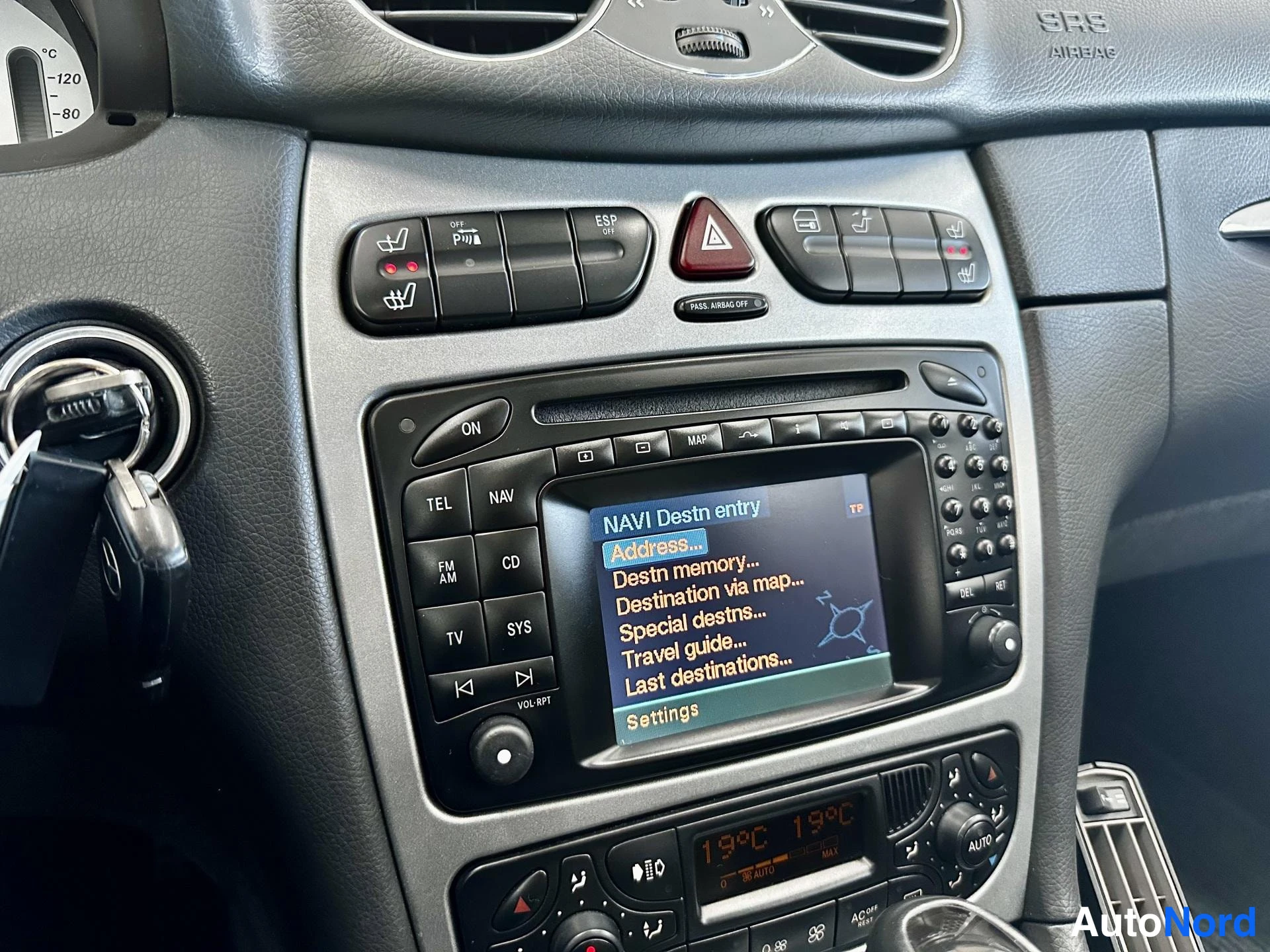 Musta Mercedes-Benz CLK 55 2004, kuva 25