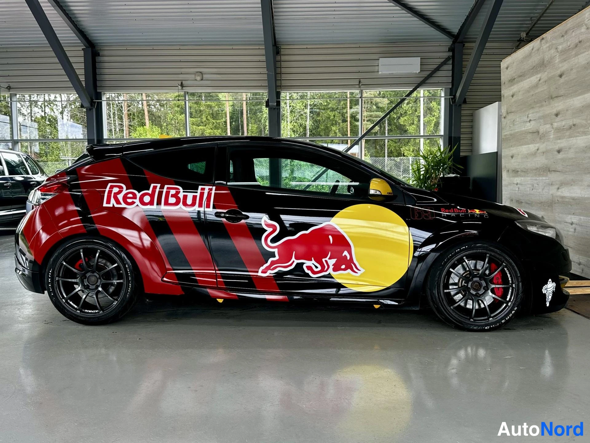 Musta Renault Megane 2010, kuva 6