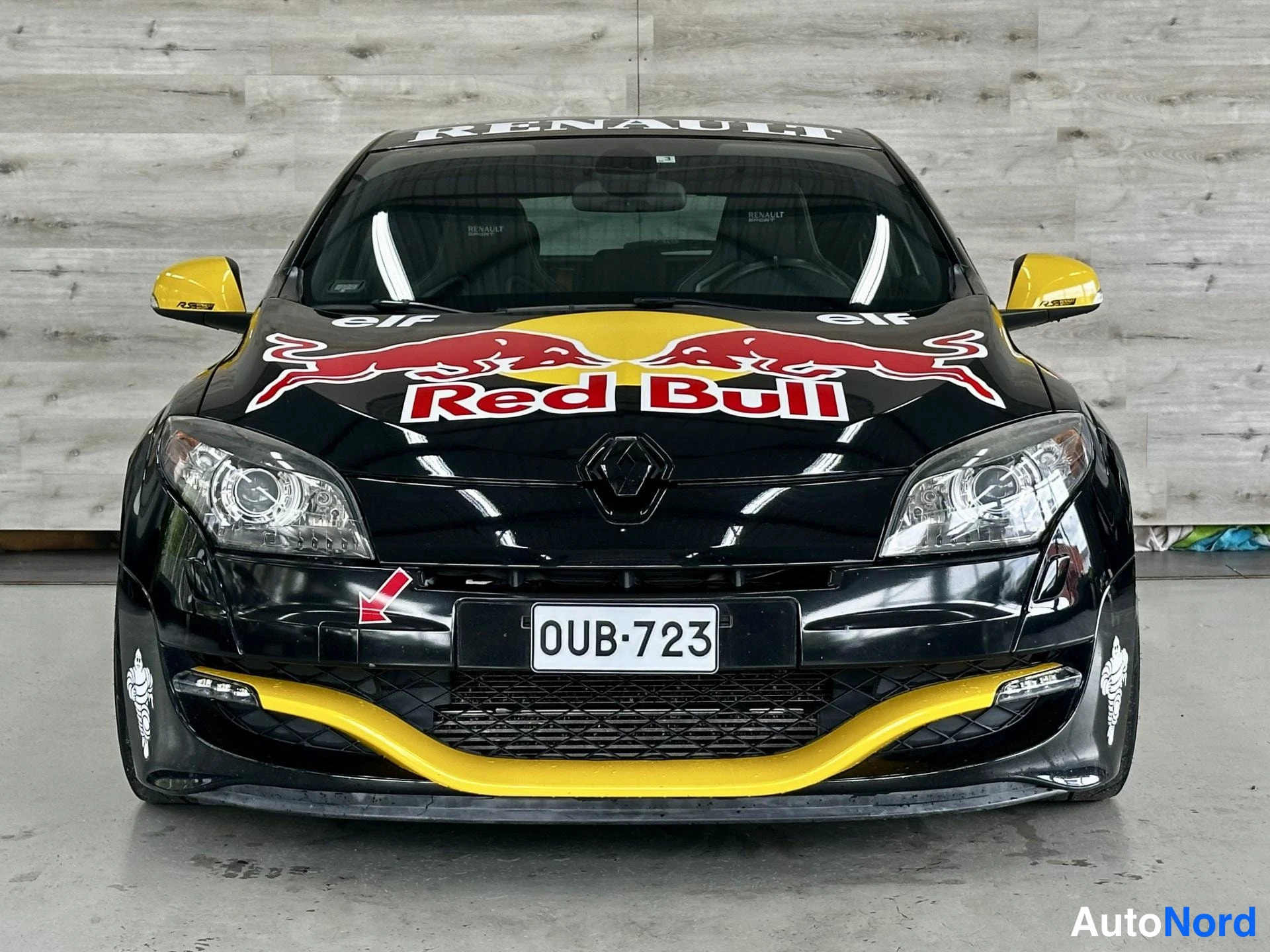 Musta Renault Megane 2010, kuva 4