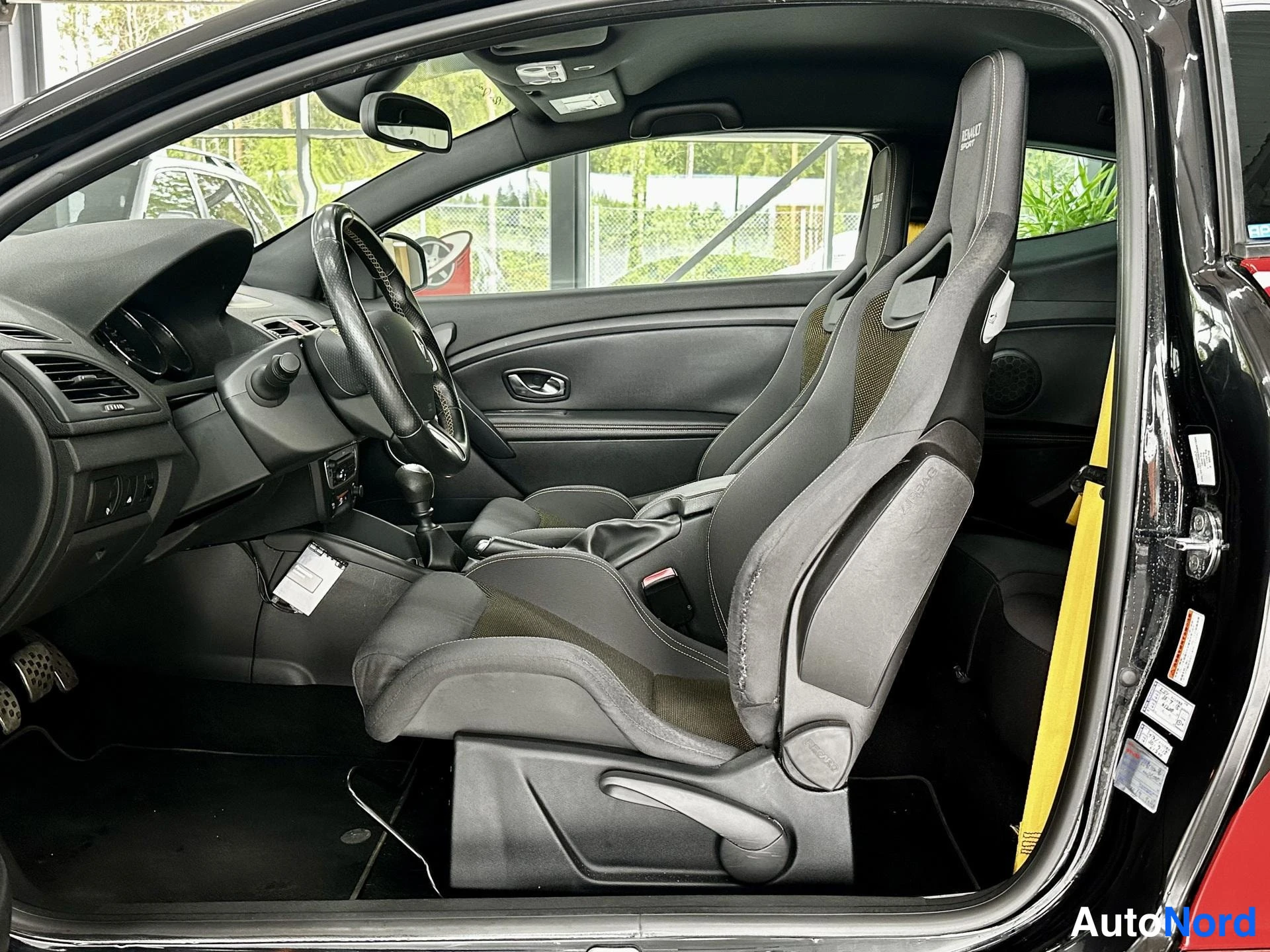 Musta Renault Megane 2010, kuva 13