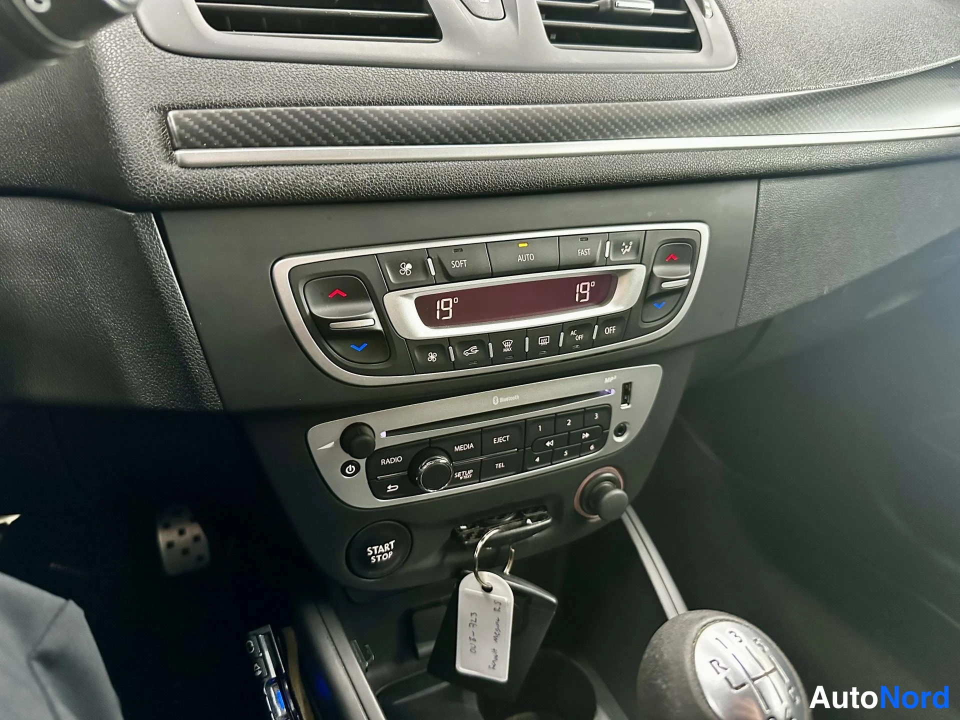 Musta Renault Megane 2010, kuva 25