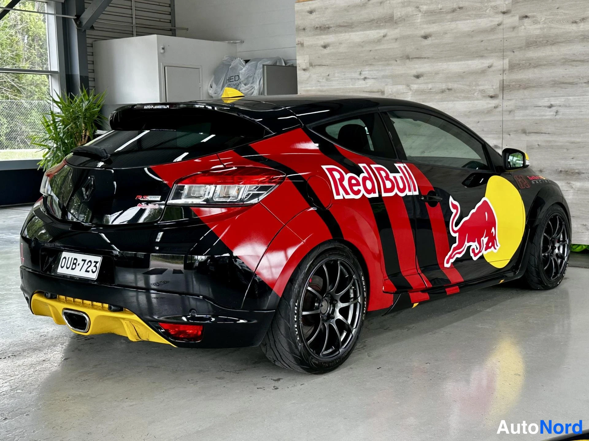 Musta Renault Megane 2010, kuva 9