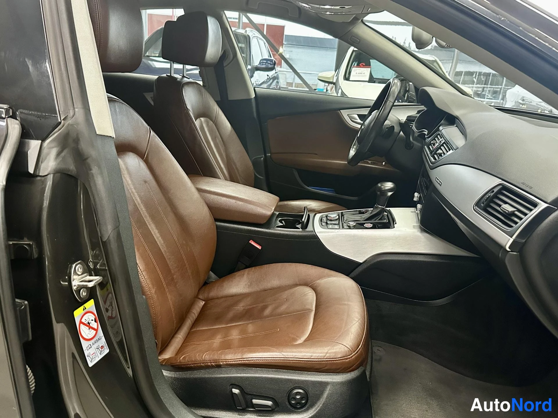 Musta Audi A7 Sportback 2011, kuva 12