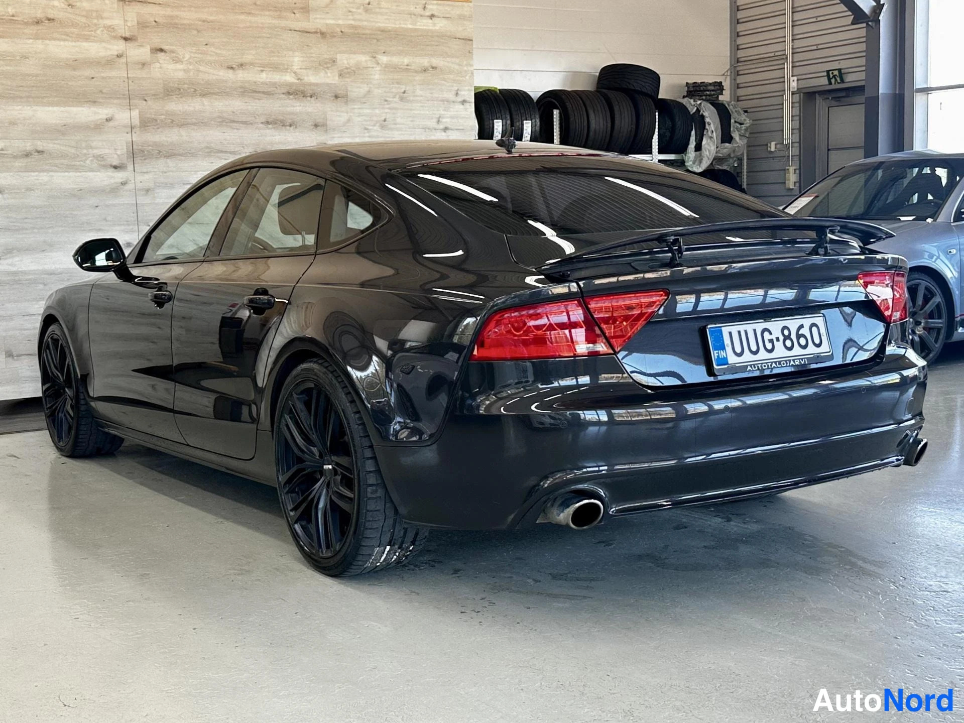 Musta Audi A7 Sportback 2011, kuva 5